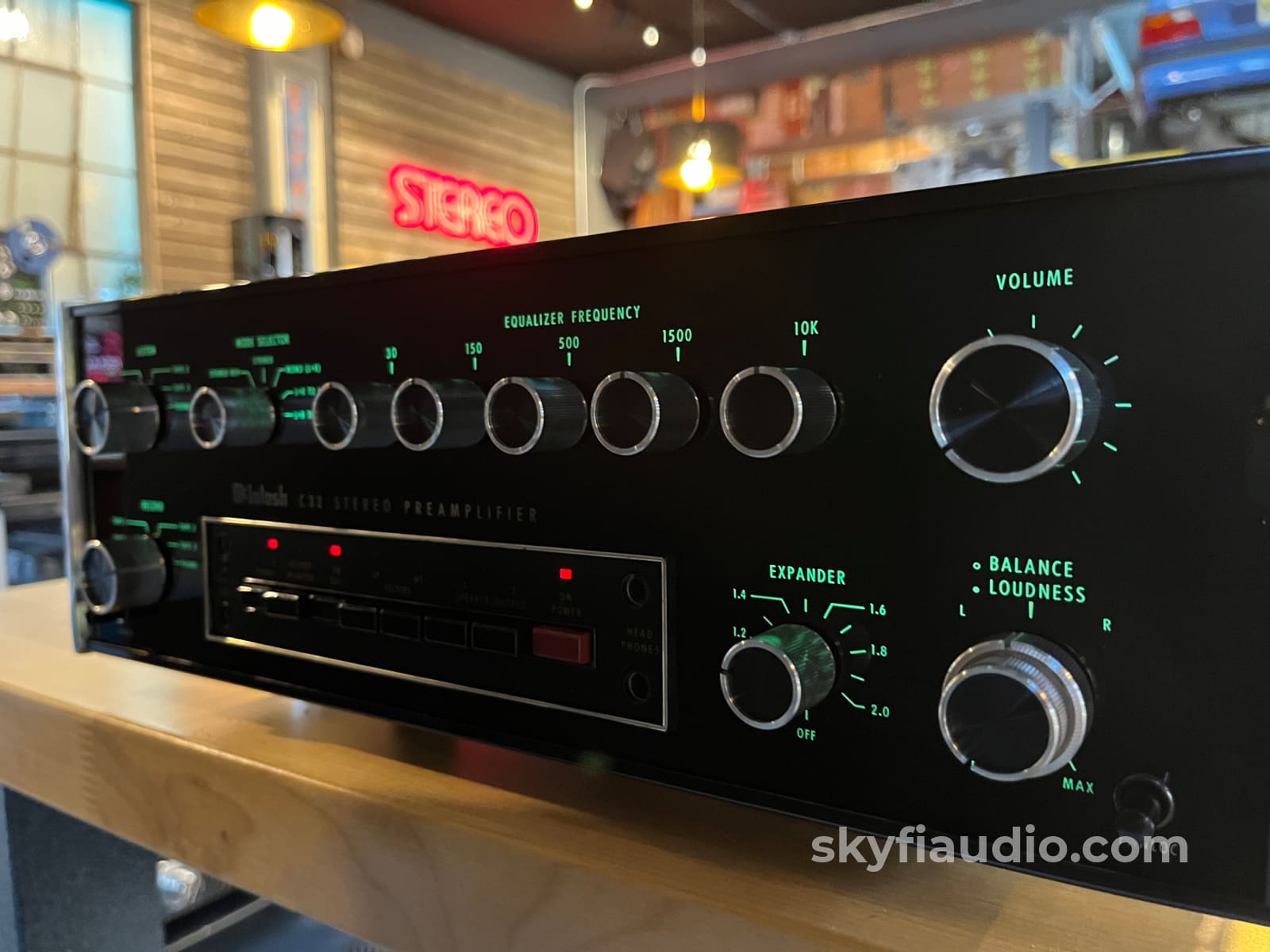 McIntosh C32 Vintage Solid State Preamplifier - SkyFi Overhauled Preamplifier