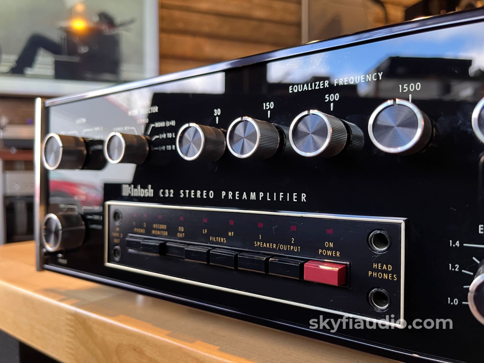 McIntosh C32 Vintage Solid State Preamplifier - SkyFi Overhauled Preamplifier