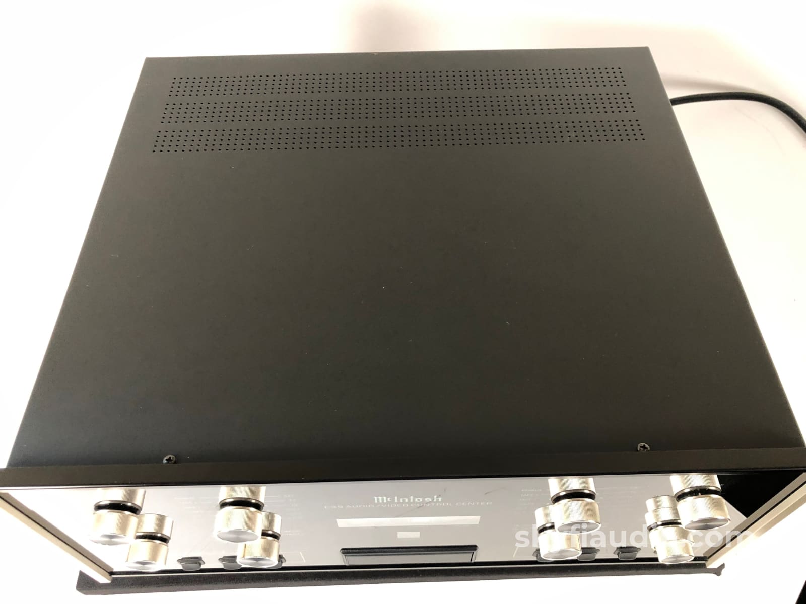 Mcintosh C39 Solid State Preamp With Phono Input Preamplifier