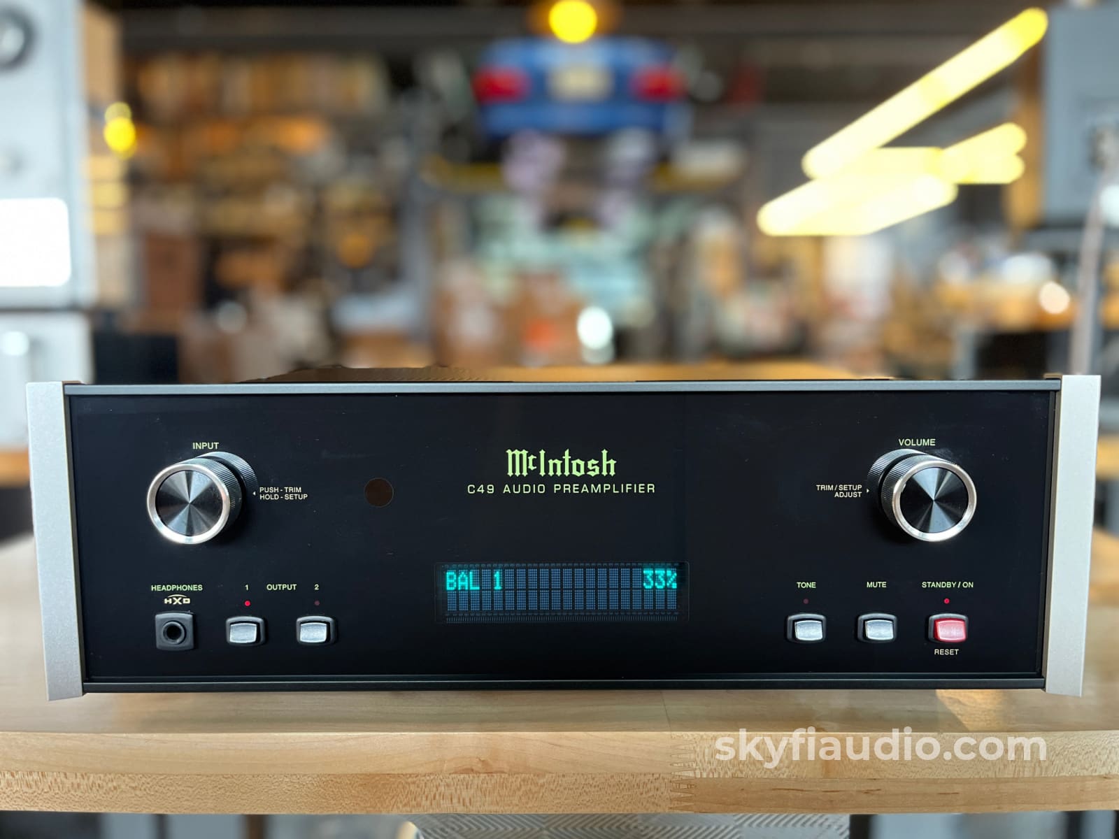 McIntosh C49 Solid State Preamplifier and DAC - Pre-Loved