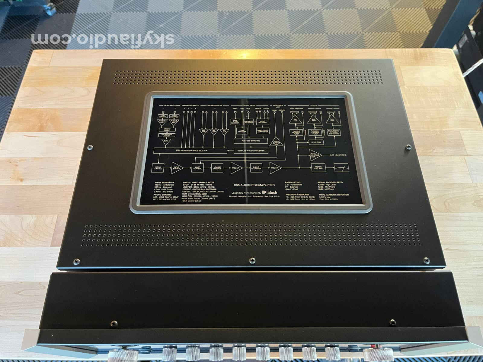 McIntosh C55 Solid State Preamplifier - Pre Loved Preamplifier