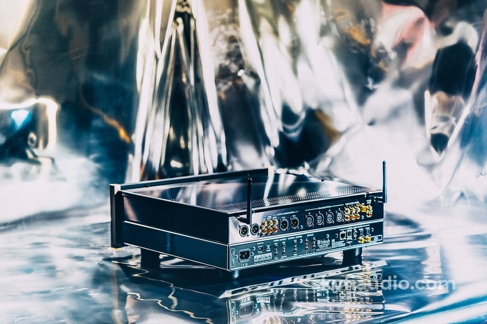 McIntosh CS7500 Streaming Preamplifier - New - Preamplifier