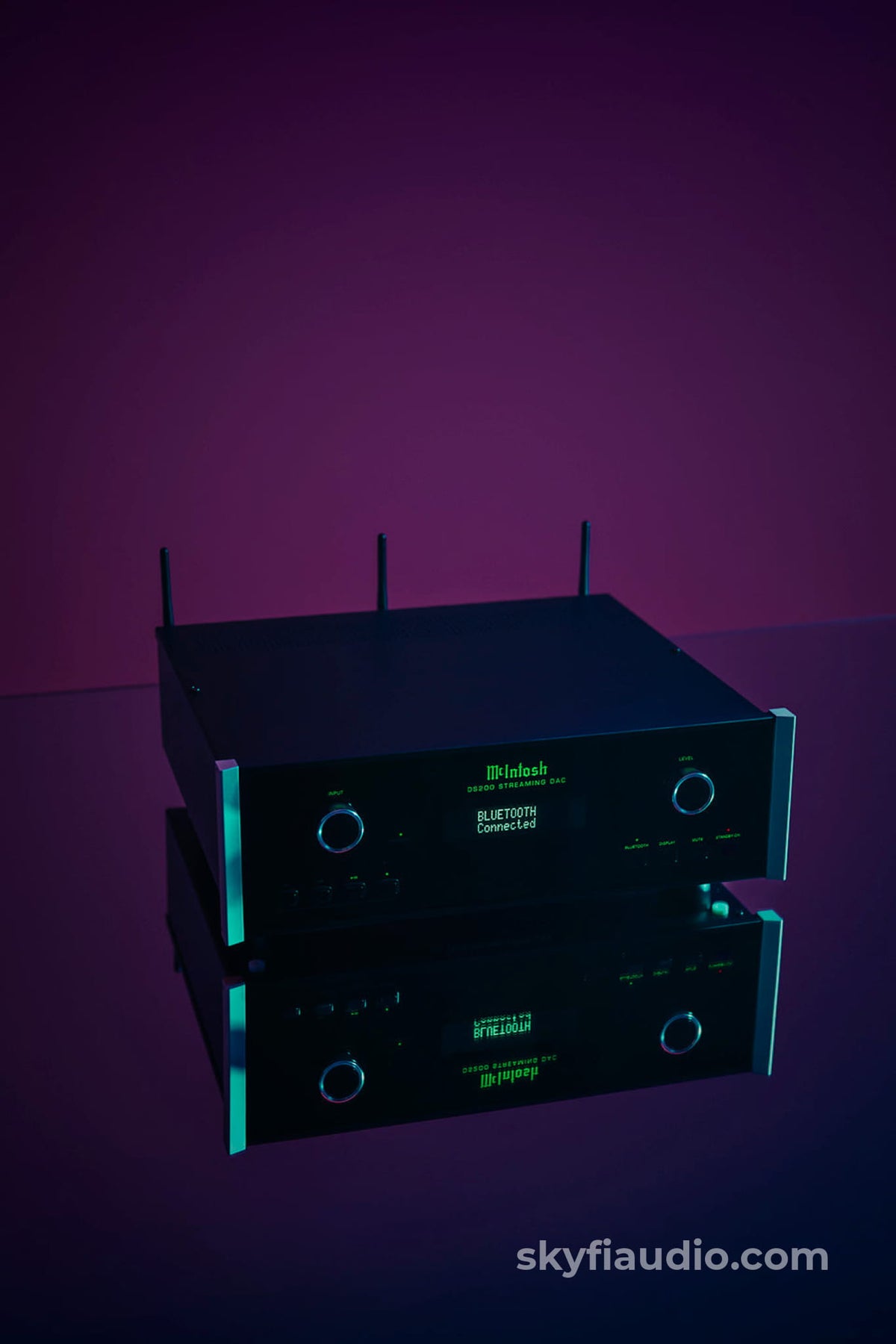 McIntosh DS200 Streaming DAC - New - CD + Digital