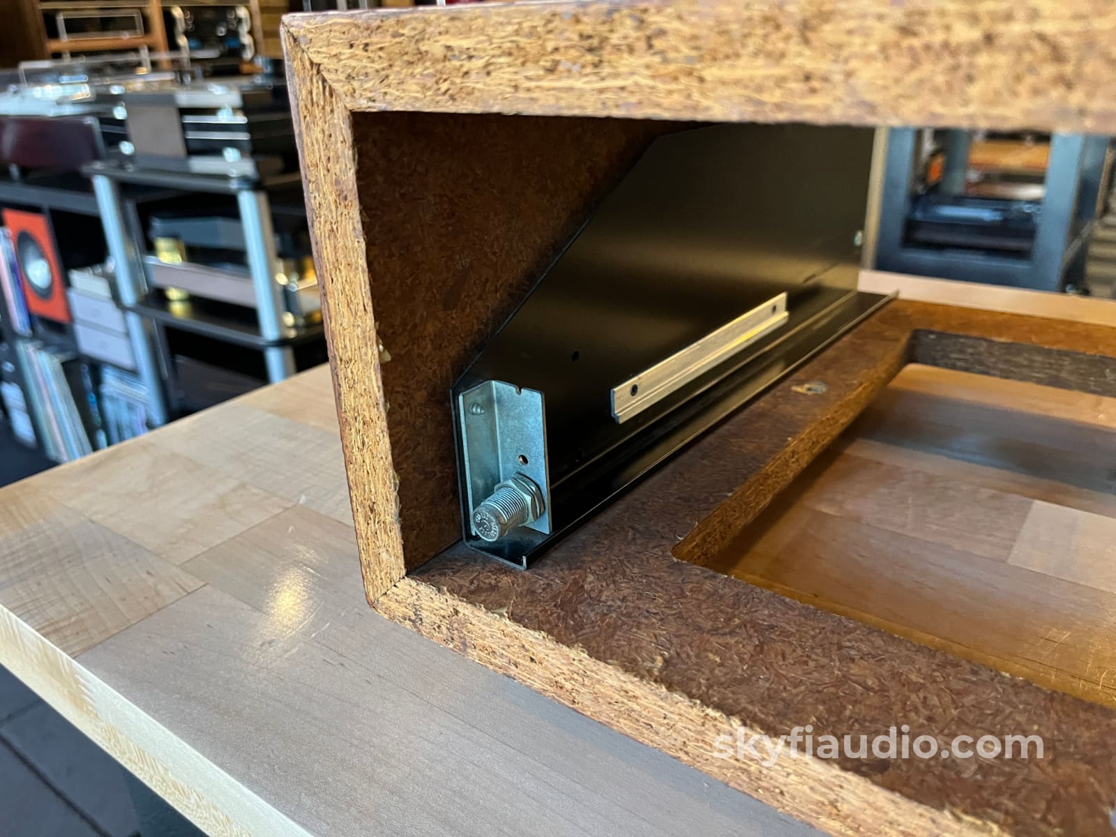 McIntosh Tribute L12 Wood Veneer Cabinet Slant Feet w/ 10’’ or 12’’ Adjustable Panlocs Accessory