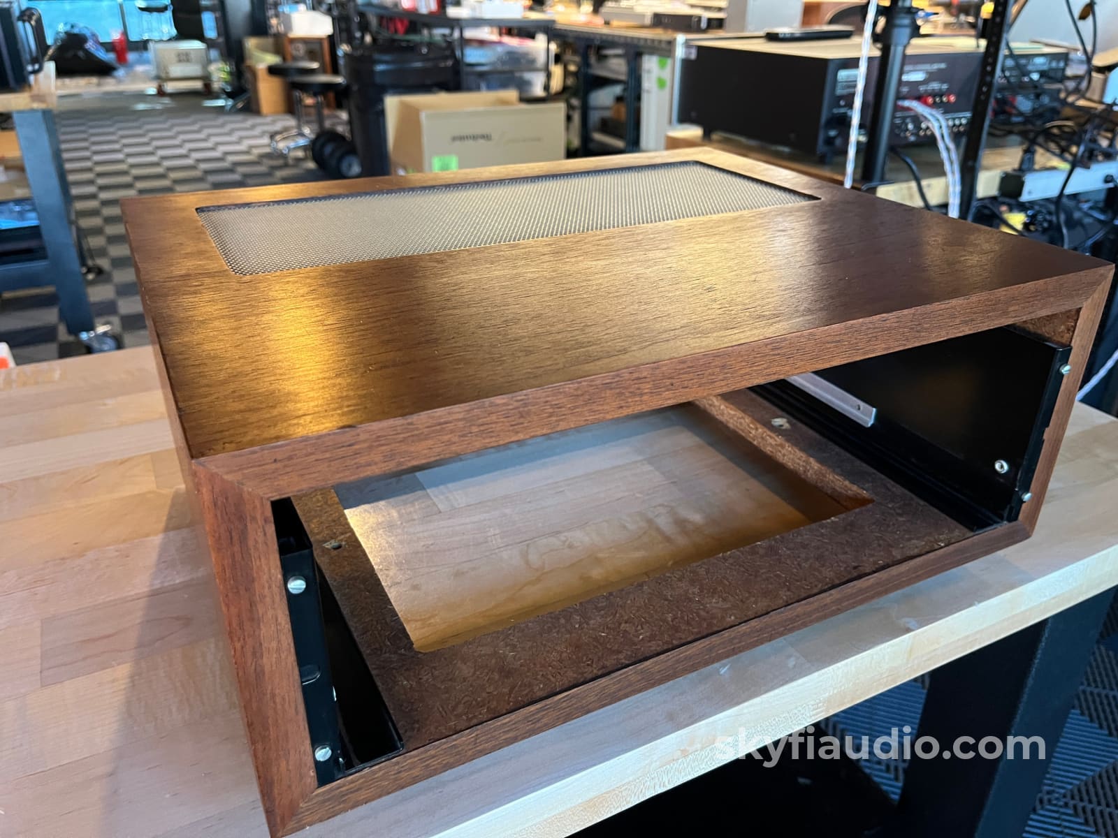 McIntosh Tribute L12 Wood Veneer Cabinet Slant Feet w/ 10’’ or 12’’ Adjustable Panlocs Accessory