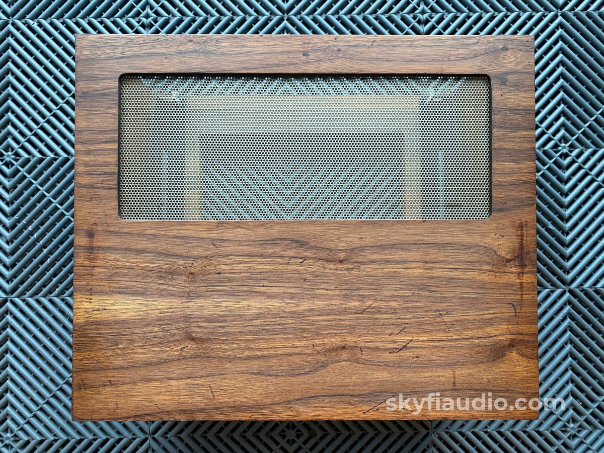Mcintosh L21 Wood Veneer Cabinet - Slant Feet W/ 13.5 Panlocs For Mc2105 Rustic Patina Oil Finish