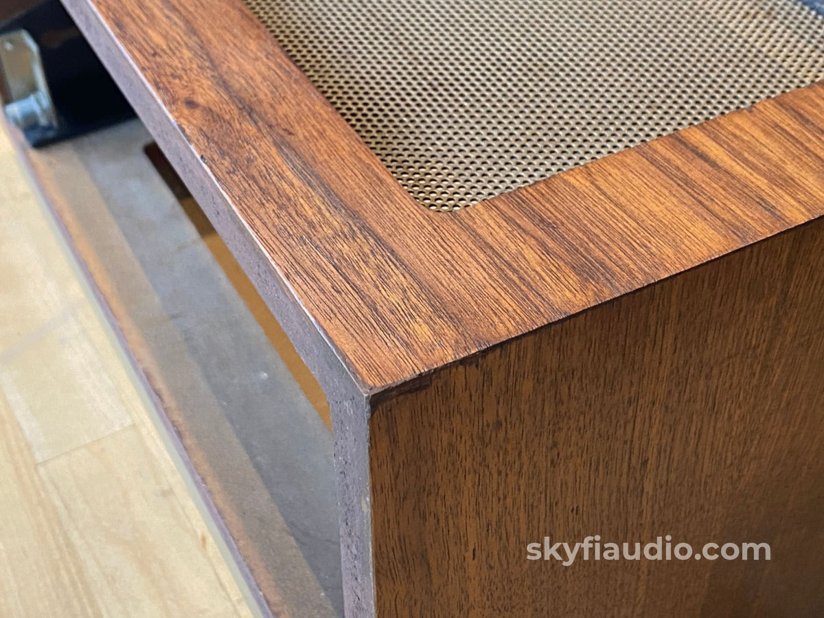 Mcintosh L21 Wood Veneer Cabinet - Slant Feet W/ 13.5 Panlocs For Mc2105 Rustic Patina Oil Finish