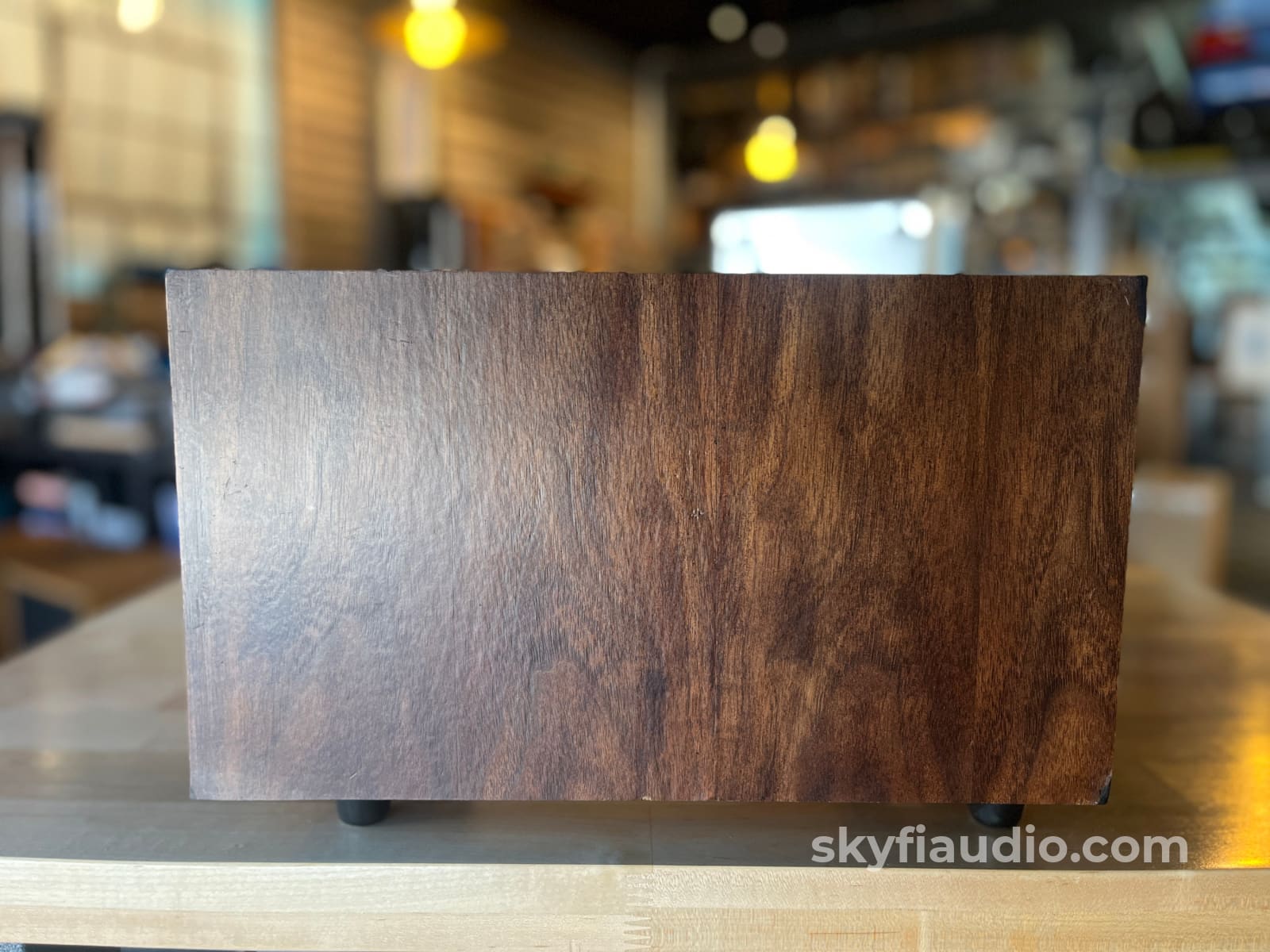 McIntosh L54 Cabinet - No Panlocs Accessory