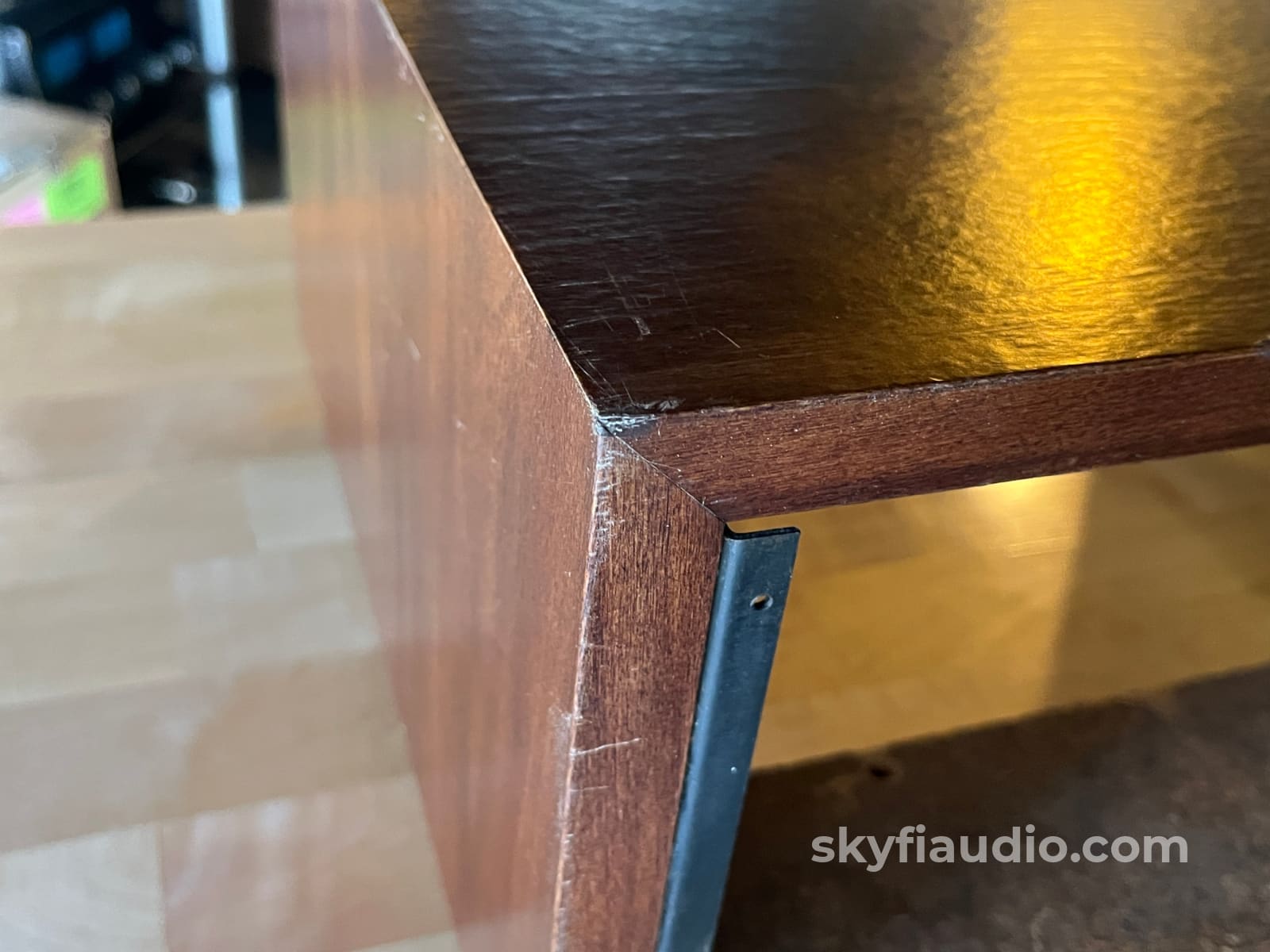 McIntosh L54 Cabinet - No Panlocs Accessory