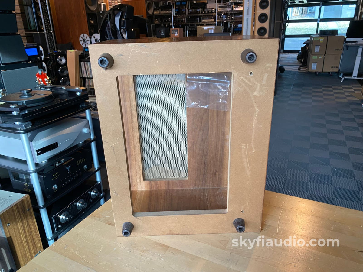 Mcintosh L74 Walnut Cabinet - Super Rare Fits C39 Cr12 Mx130 And Mx132 Accessory