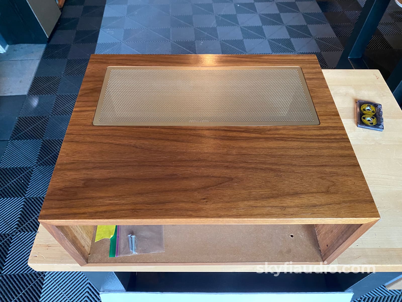 Mcintosh L74 Walnut Cabinet - Super Rare Fits C39 Cr12 Mx130 And Mx132 Accessory