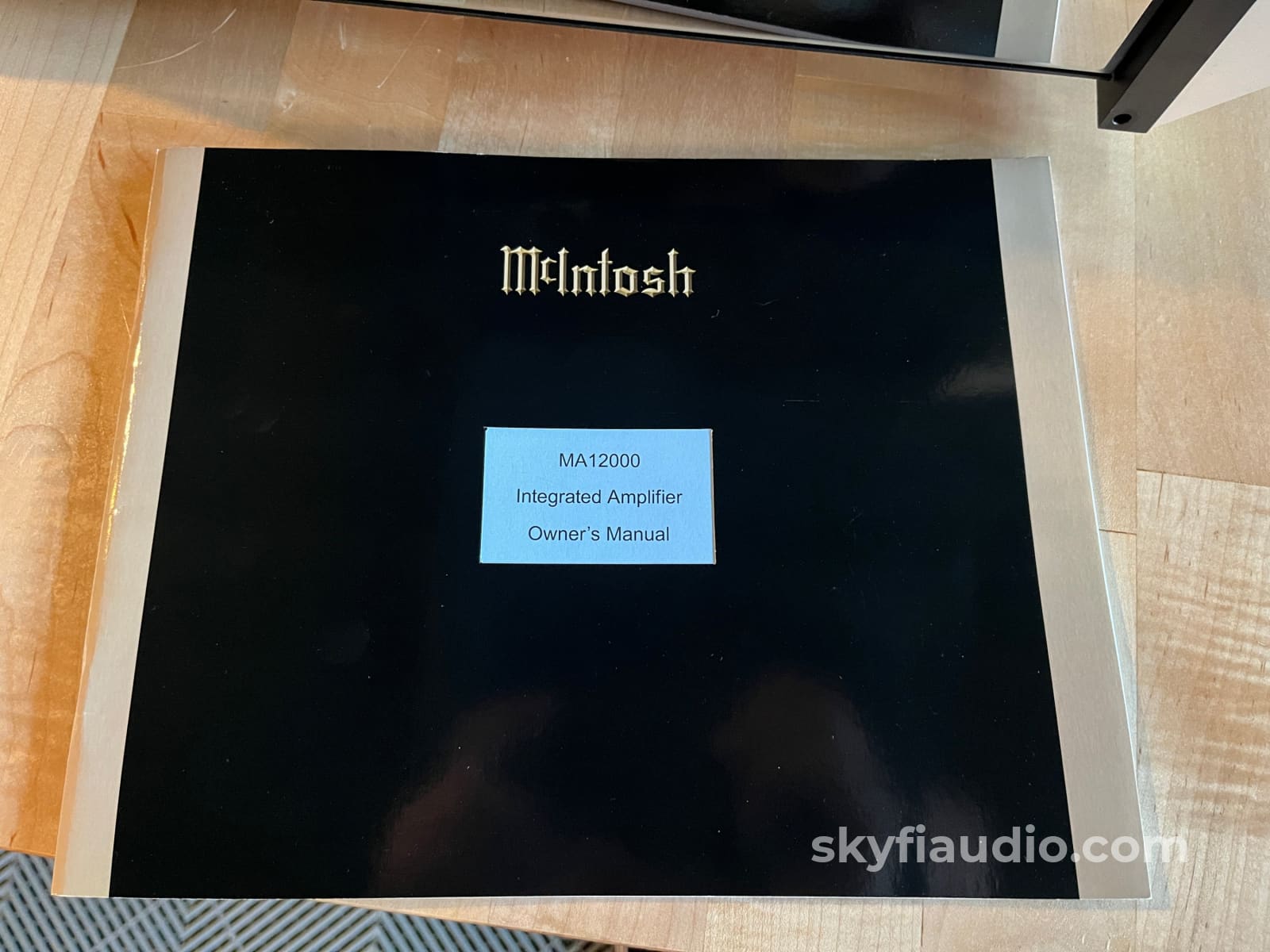 McIntosh MA12000 Hybrid Integrated Amplifier - Pre Loved Integrated Amplifier
