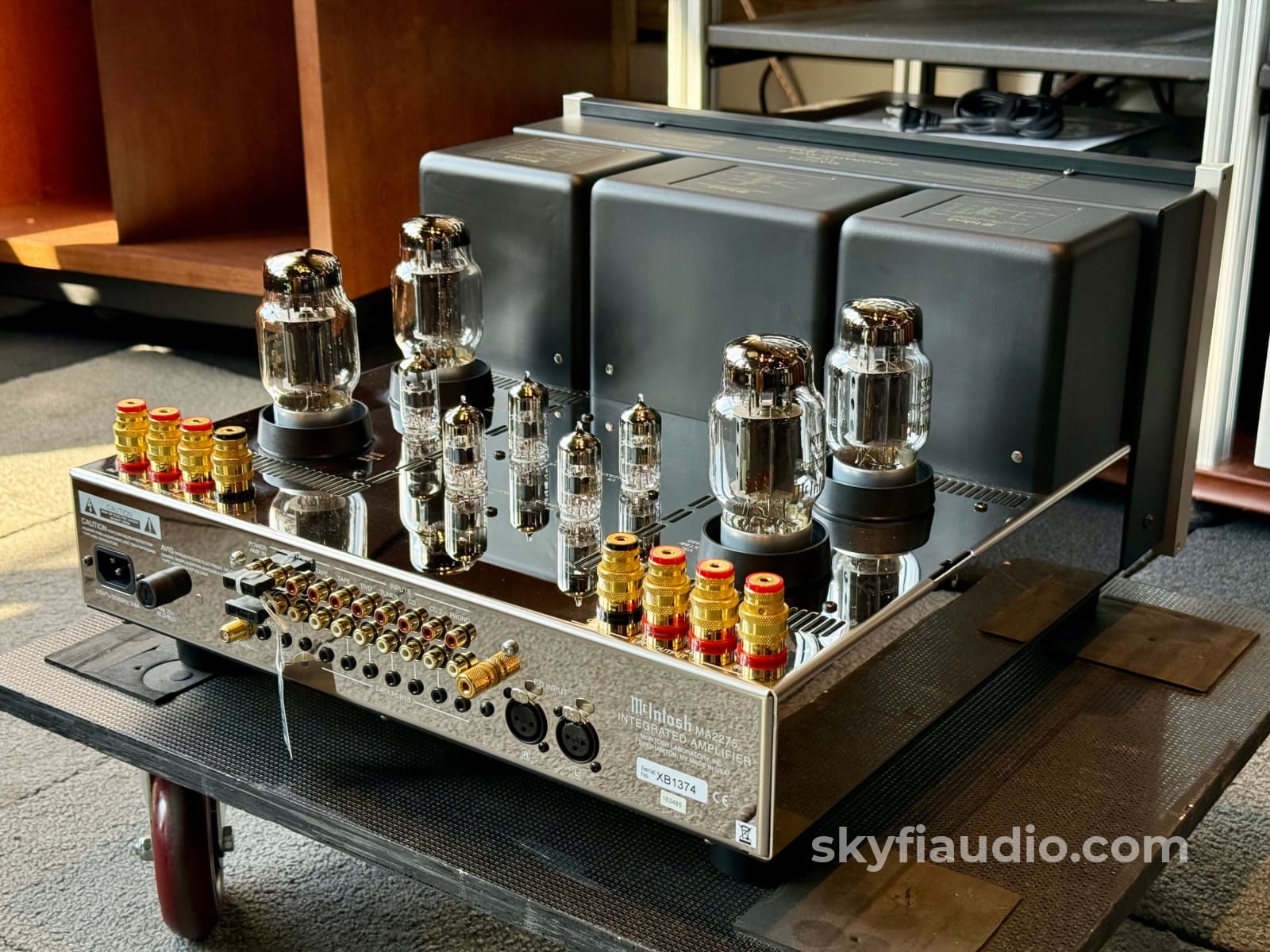 McIntosh MA2275 Tube Integrated Amplifier - Excellent Condition Collectors Set - Super Rare Integrated Amplifier