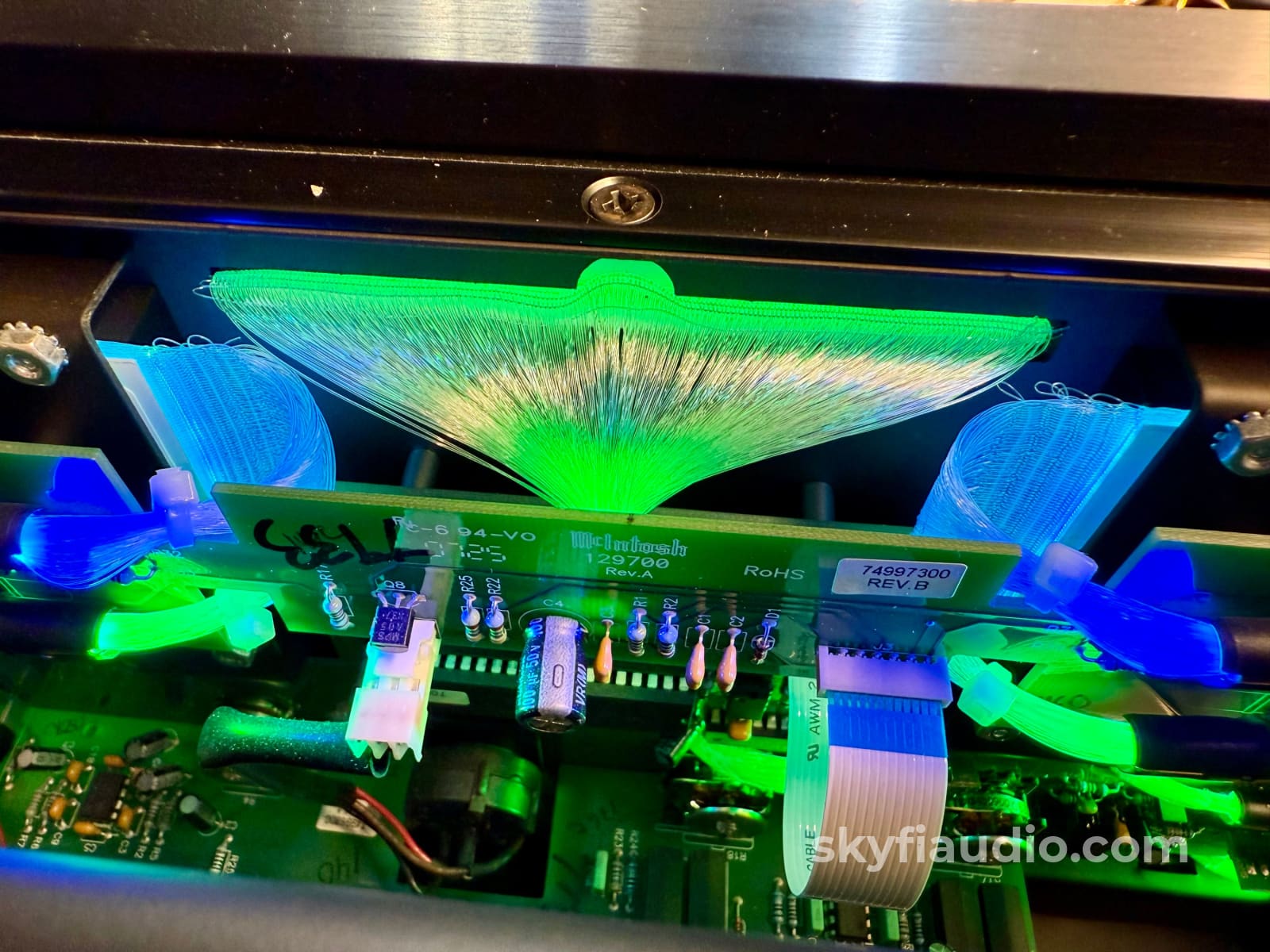 McIntosh MC2275 Tube Integrated Amplifier - Excellent Condition Collectors Set - Super Rare Integrated Amplifier