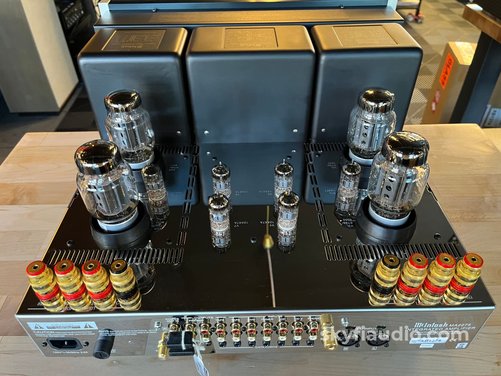 McIntosh MC2275 Tube Integrated Amplifier - Rare - Excellent condition Integrated Amplifier
