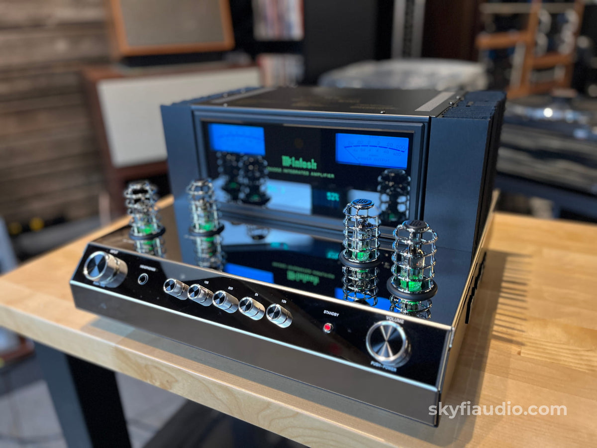 McIntosh MA352 Hybrid Drive Integrated Amplifier - Pre-Loved - Integrated Amplifier
