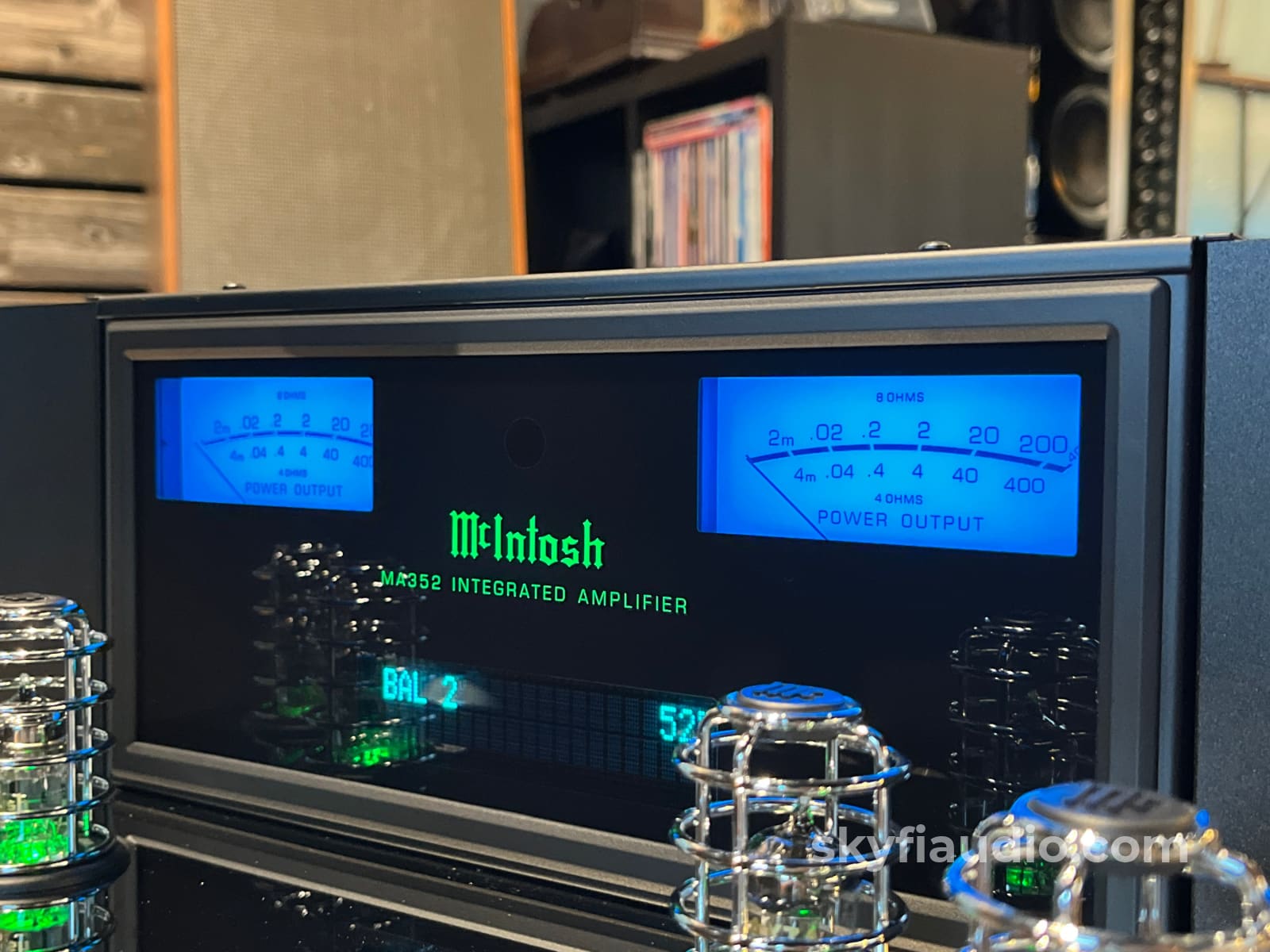 McIntosh MA352 Hybrid Drive Integrated Amplifier - Pre-Loved - Integrated Amplifier
