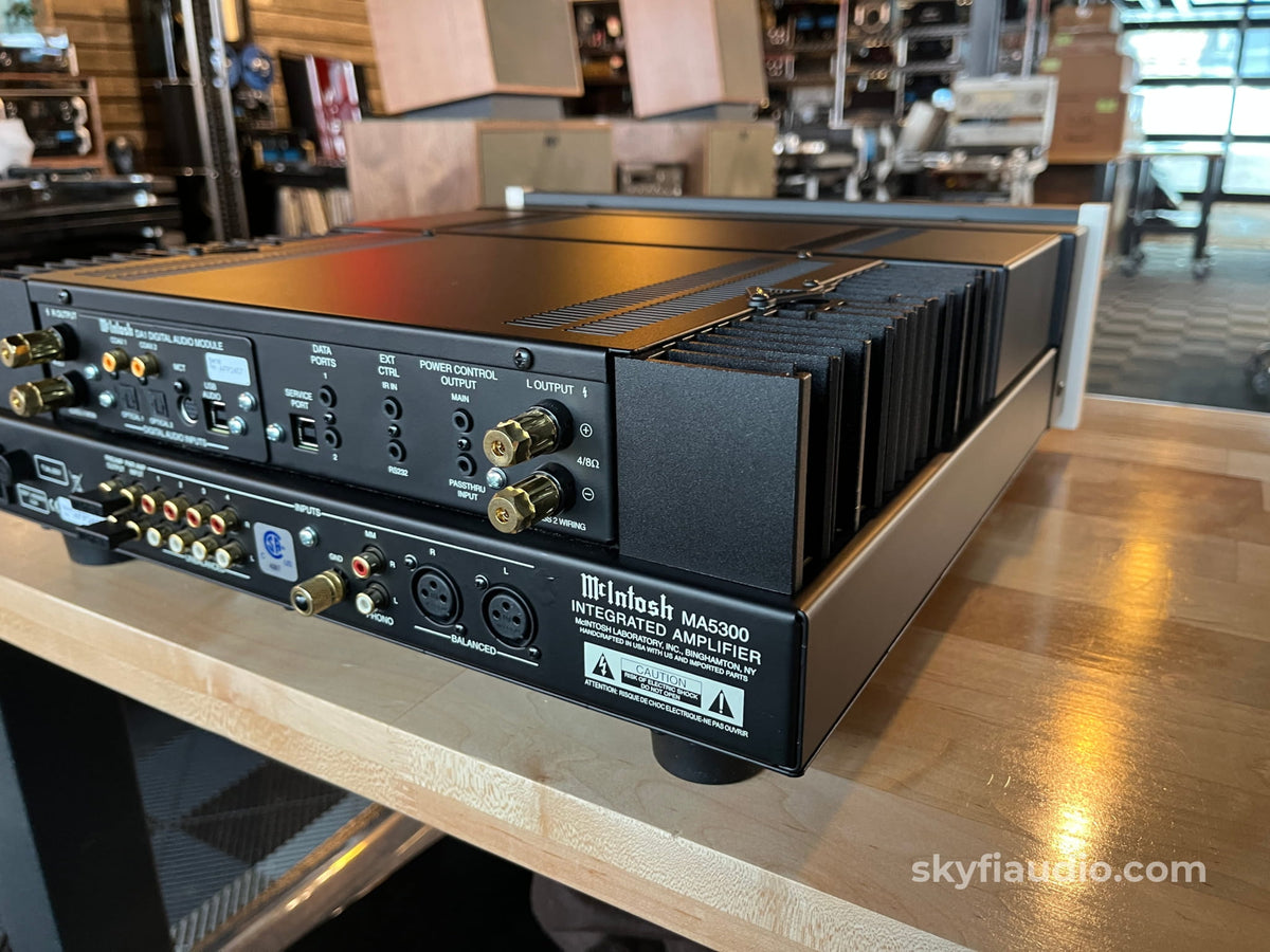 McIntosh MA5300 Integrated Amplifier - Pre-Loved Integrated Amplifier