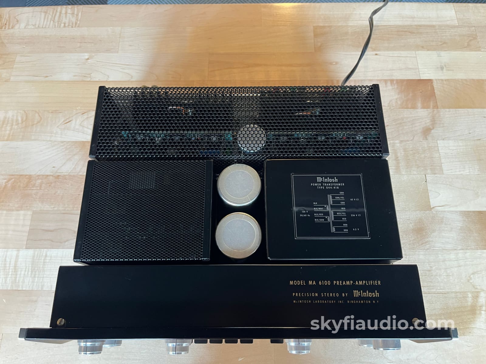 McIntosh MA6100 Integrated Amplifier - Serviced / Single Owner Integrated Amplifier