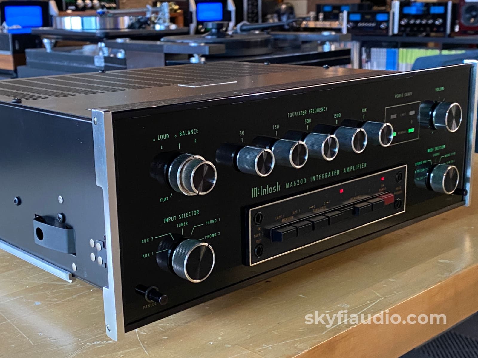 Mcintosh Ma6200 Vintage Integrated Amplifier - Serviced Integrated Amplifier