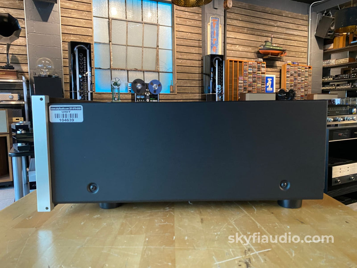 Mcintosh Ma6300 Integrated Amplifier - All Analog With Phono Input