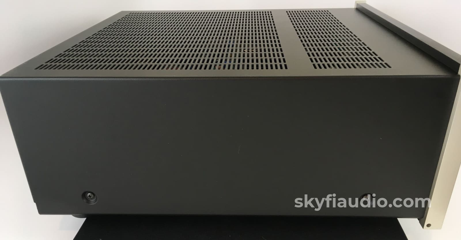 Mcintosh Ma6300 Integrated Amplifier - All Analog With Phono Input