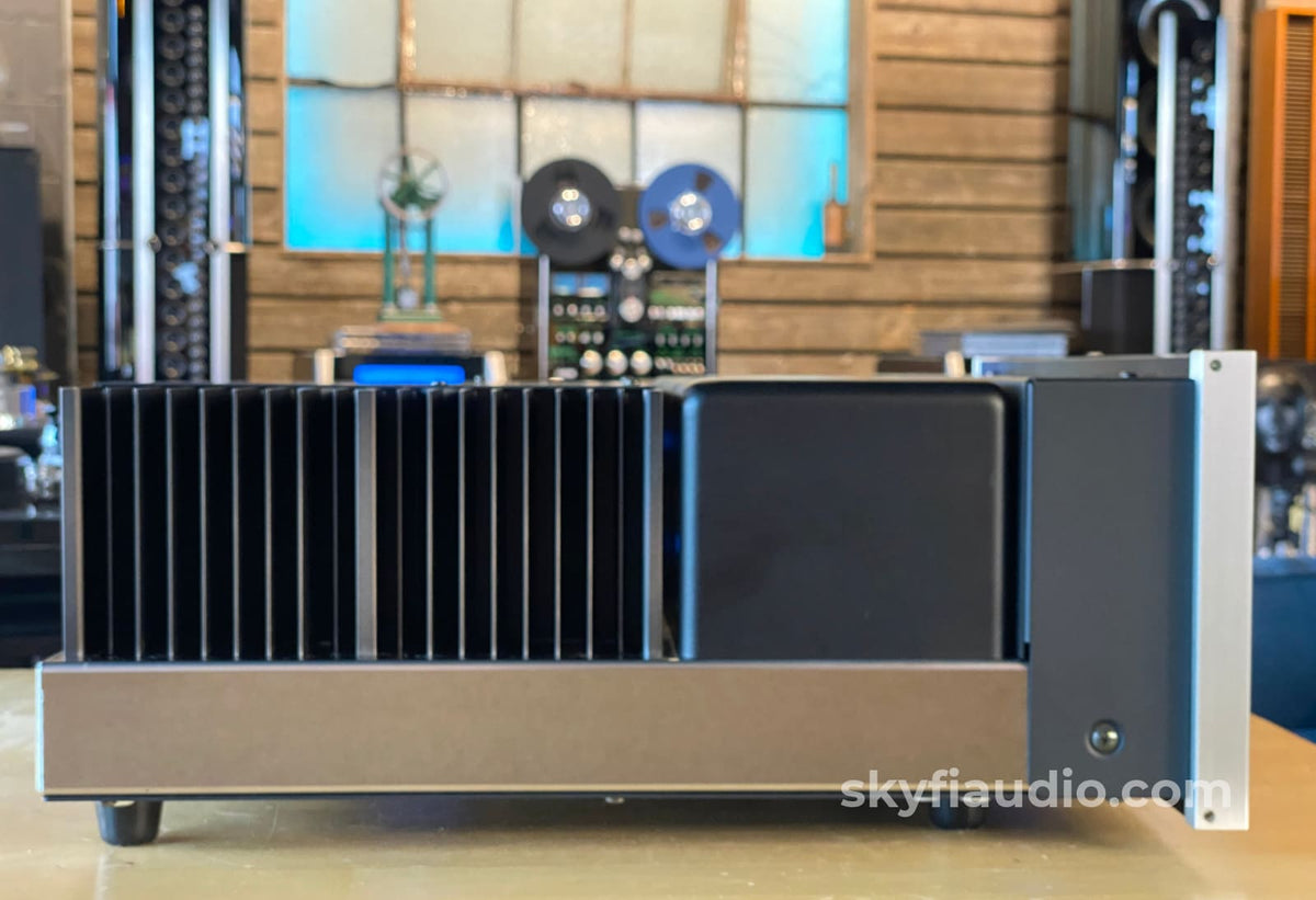 Mcintosh Ma6900 Integrated Amplifier - All Analogue With Built In Phono And Eq