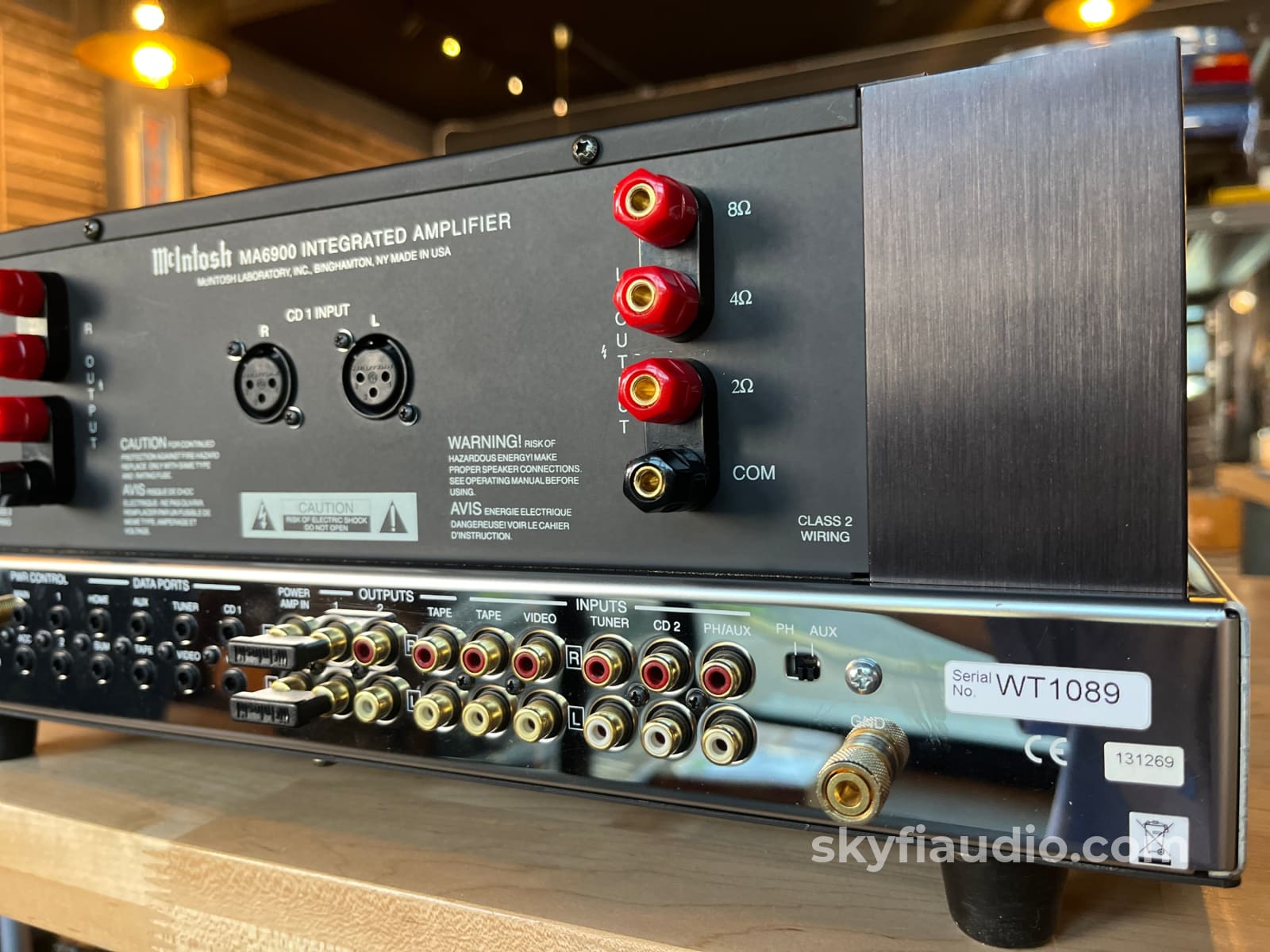 McIntosh MA6900 Integrated Amplfiier - All analog with Built-In Phono and EQ Integrated Amplifier