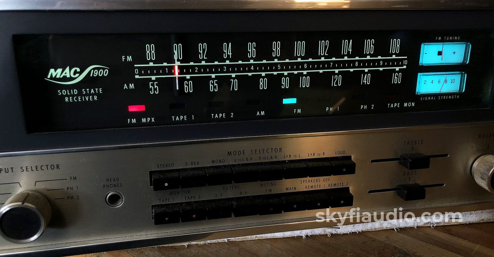 Mcintosh Mac-1900 Vintage Receiver - Near Mint Integrated Amplifier