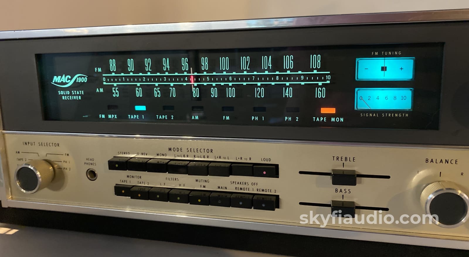 Mcintosh Mac1900 Vintage Receiver - Serviced And Ready To Wow Integrated Amplifier