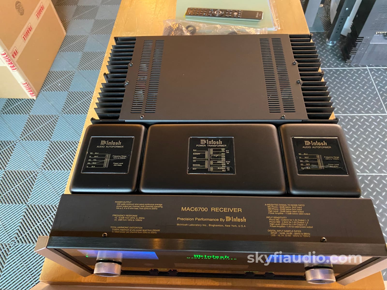 Mcintosh Mac6700 Solid State Receiver With Fm Integrated Amplifier