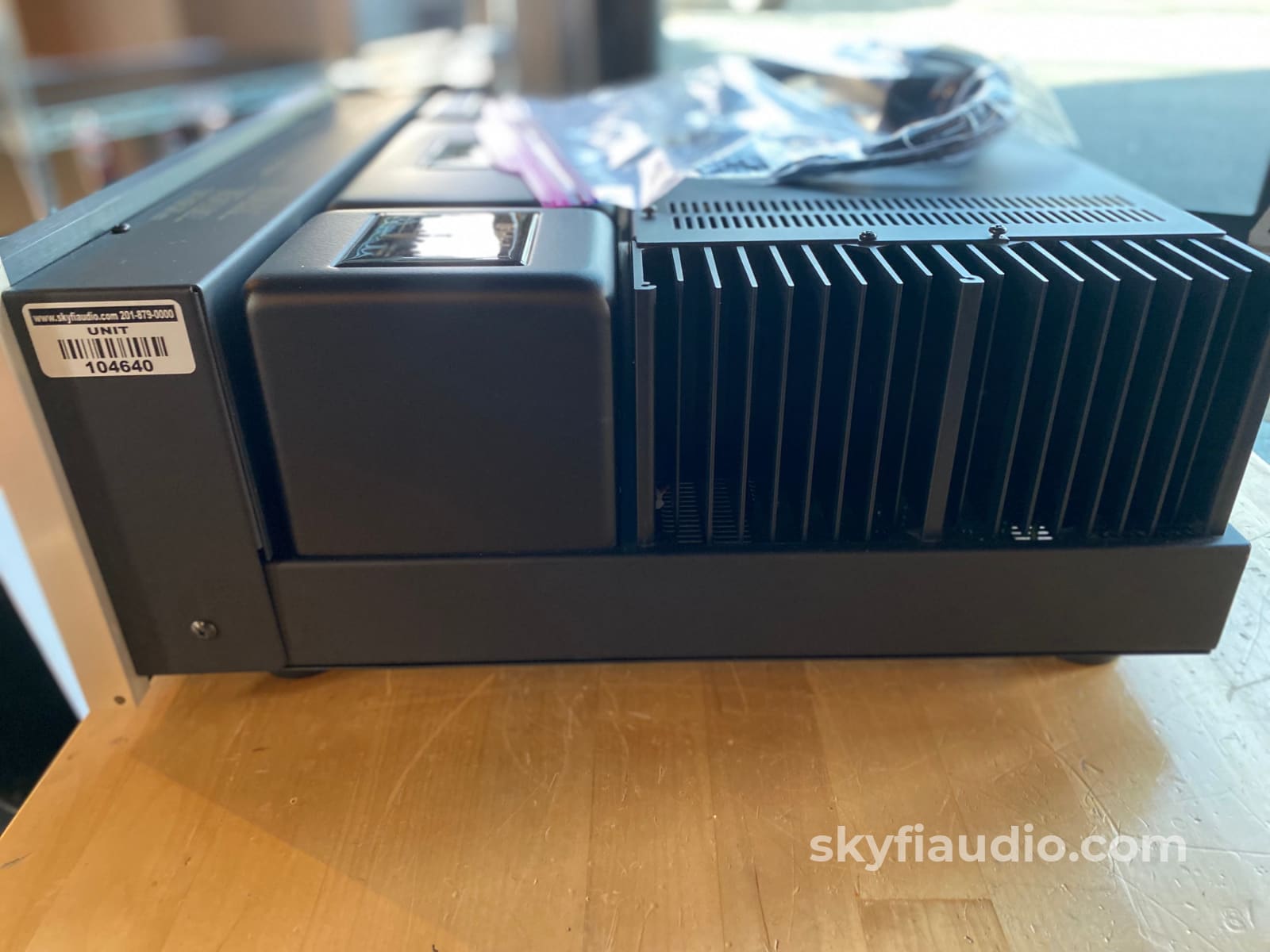 Mcintosh Ma6700 Solid State Receiver With Hd Fm/Am Radio Dac Mm/Mm Phono Integrated Amplifier