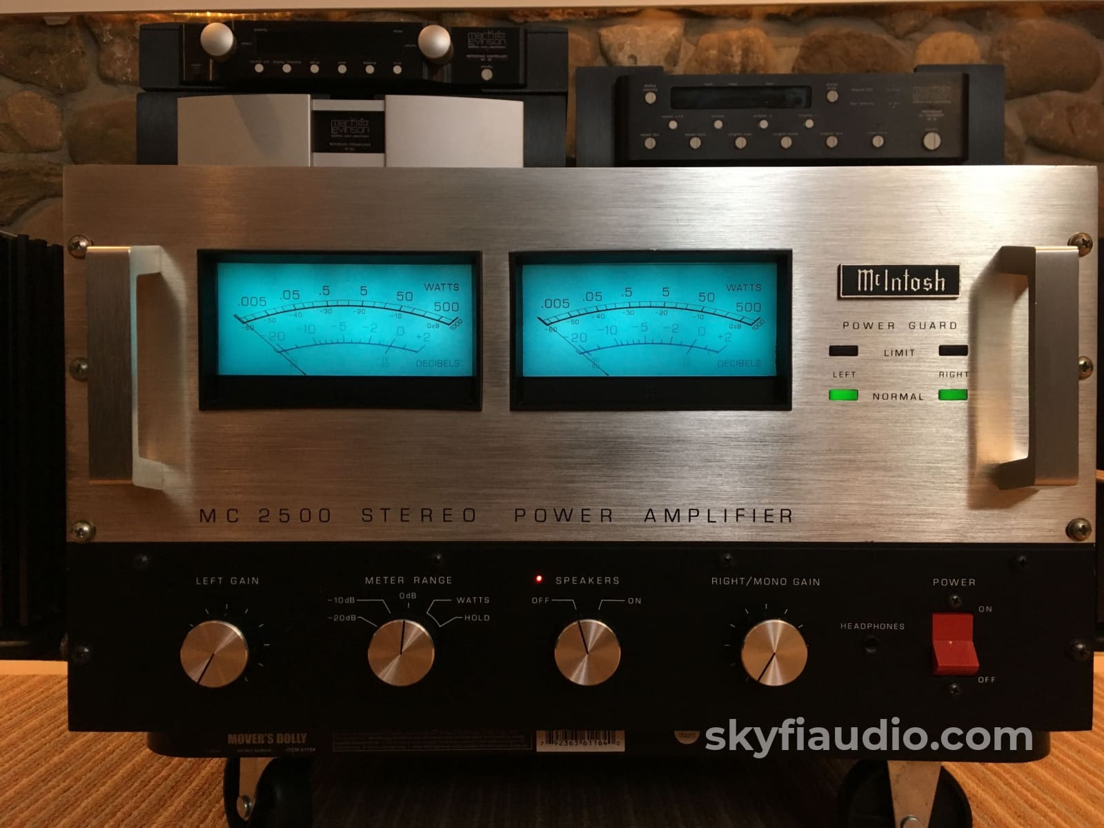 Mcintosh Mc-2500 Solid State Amplifier