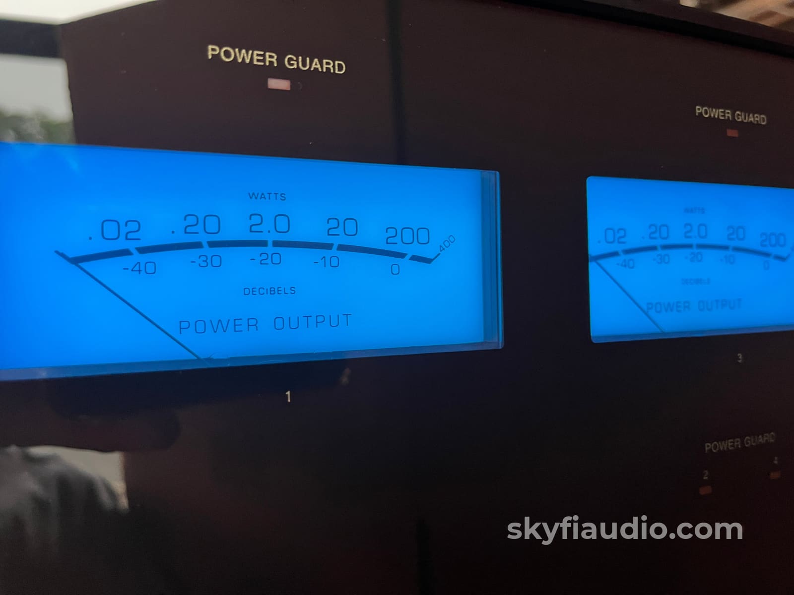 McIntosh MC205 5-Channel Home Theater Amplifier Amplifier