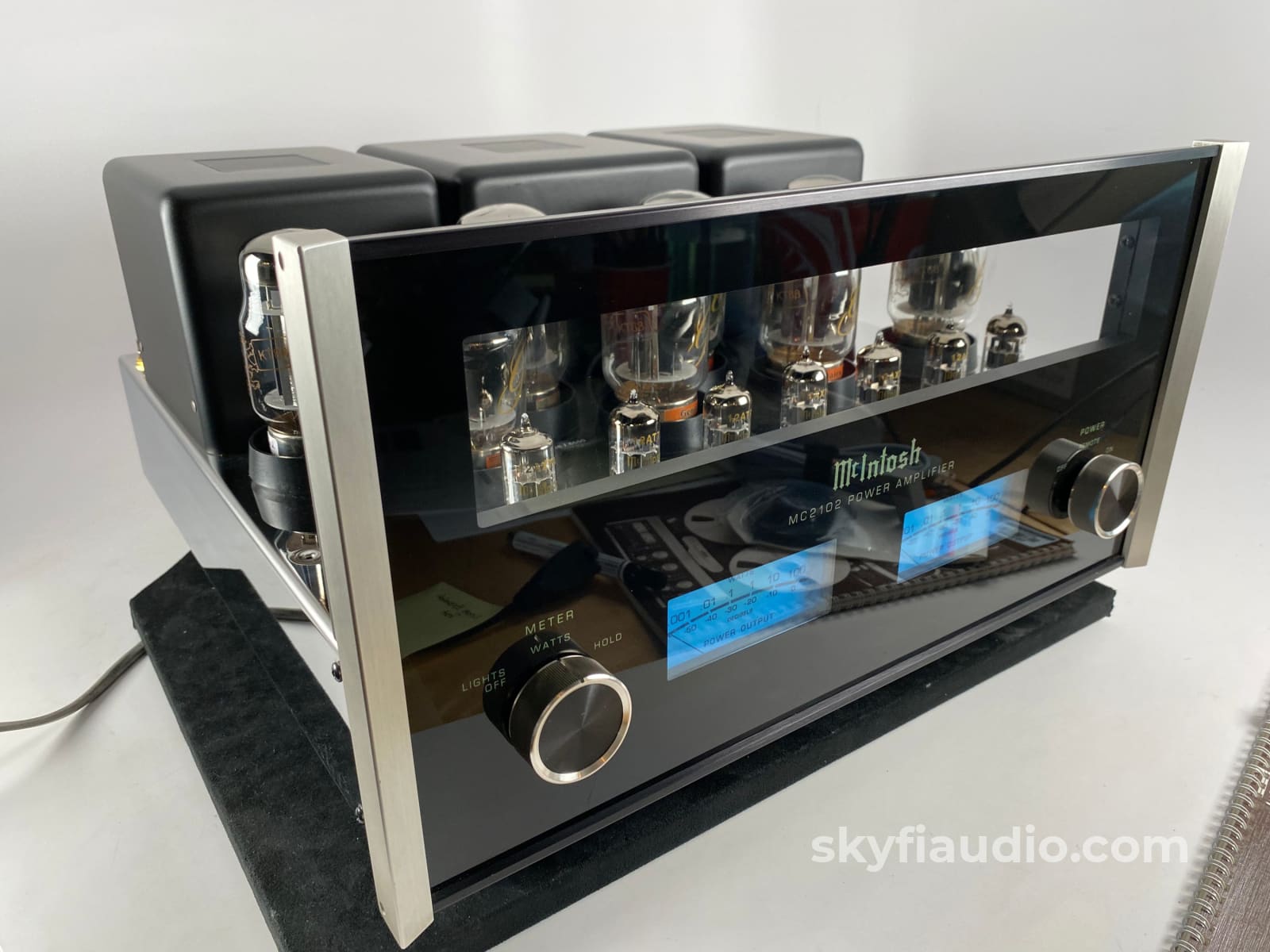 Mcintosh Mc2102 Tube Amplifier With Custom Cover