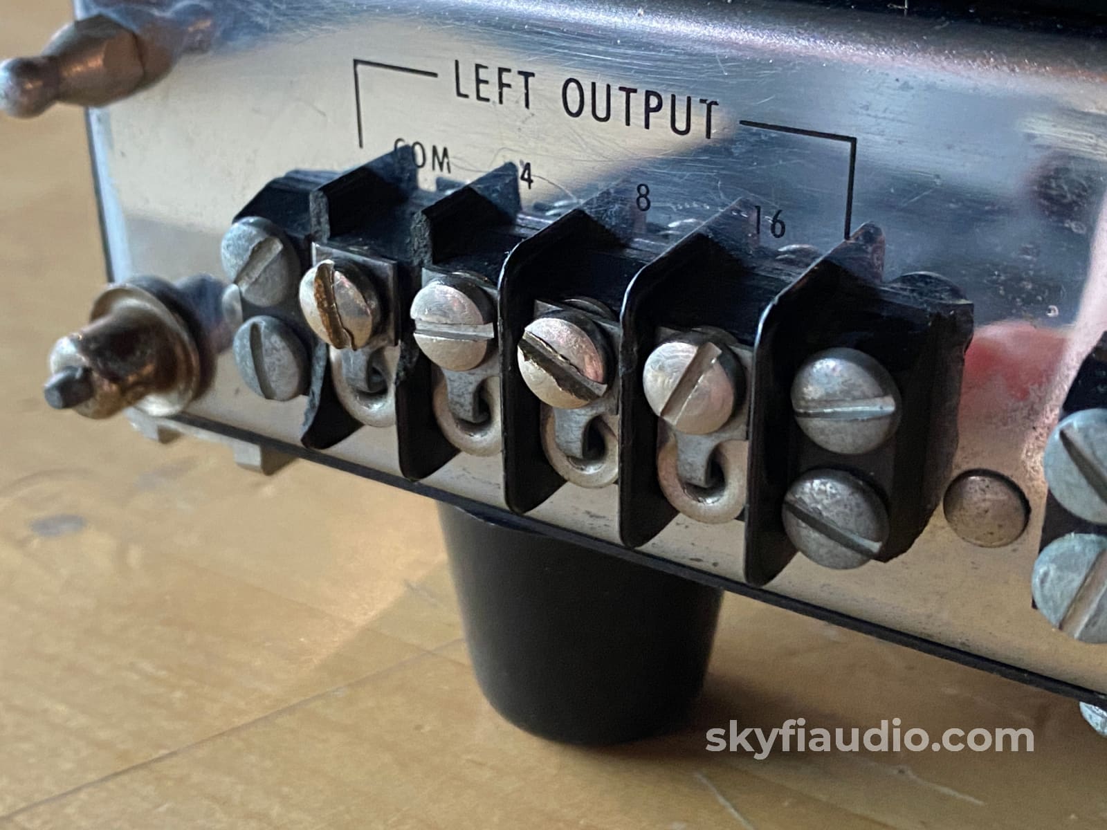 Mcintosh Mc2105 Vintage Amplifier - Serviced With New Glass Amplifier