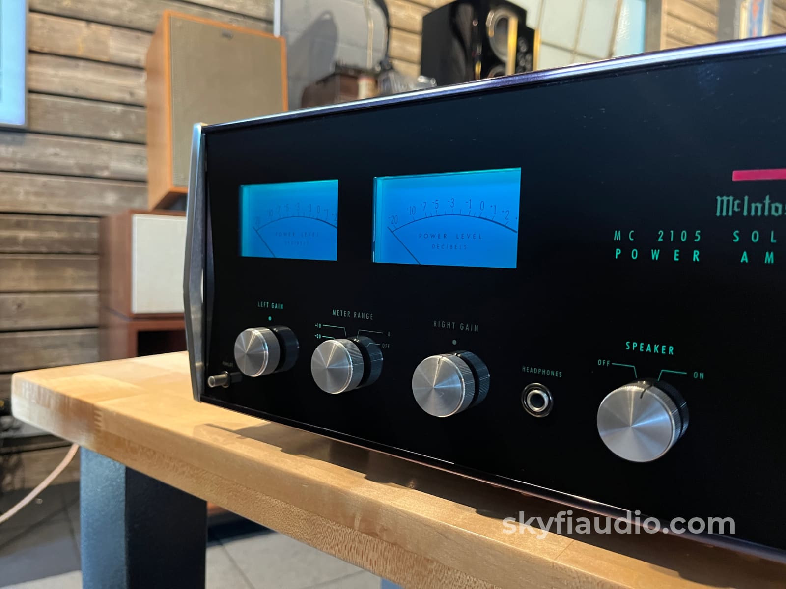 McIntosh MC2105 Vintage Solid State Amplifier- Restored in 2023 - Amplifier