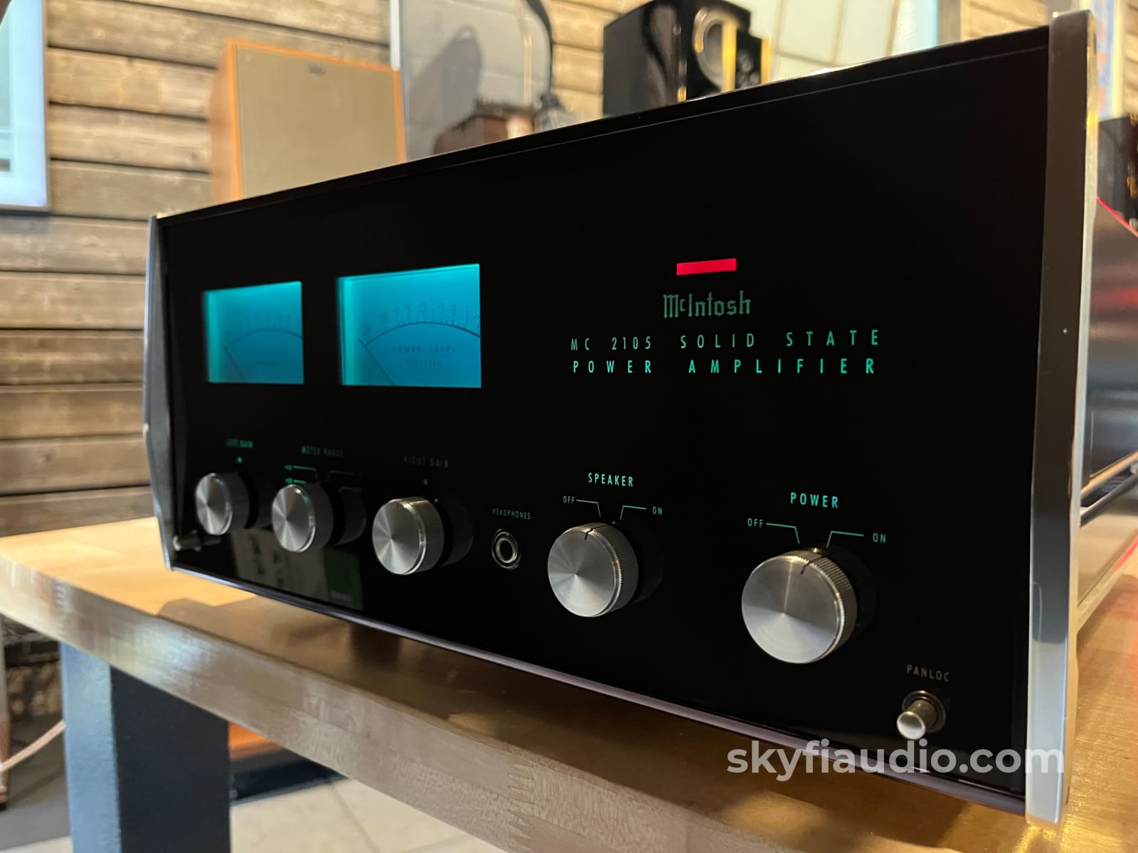McIntosh MC2105 Vintage Solid State Amplifier- Restored in 2023 - Amplifier