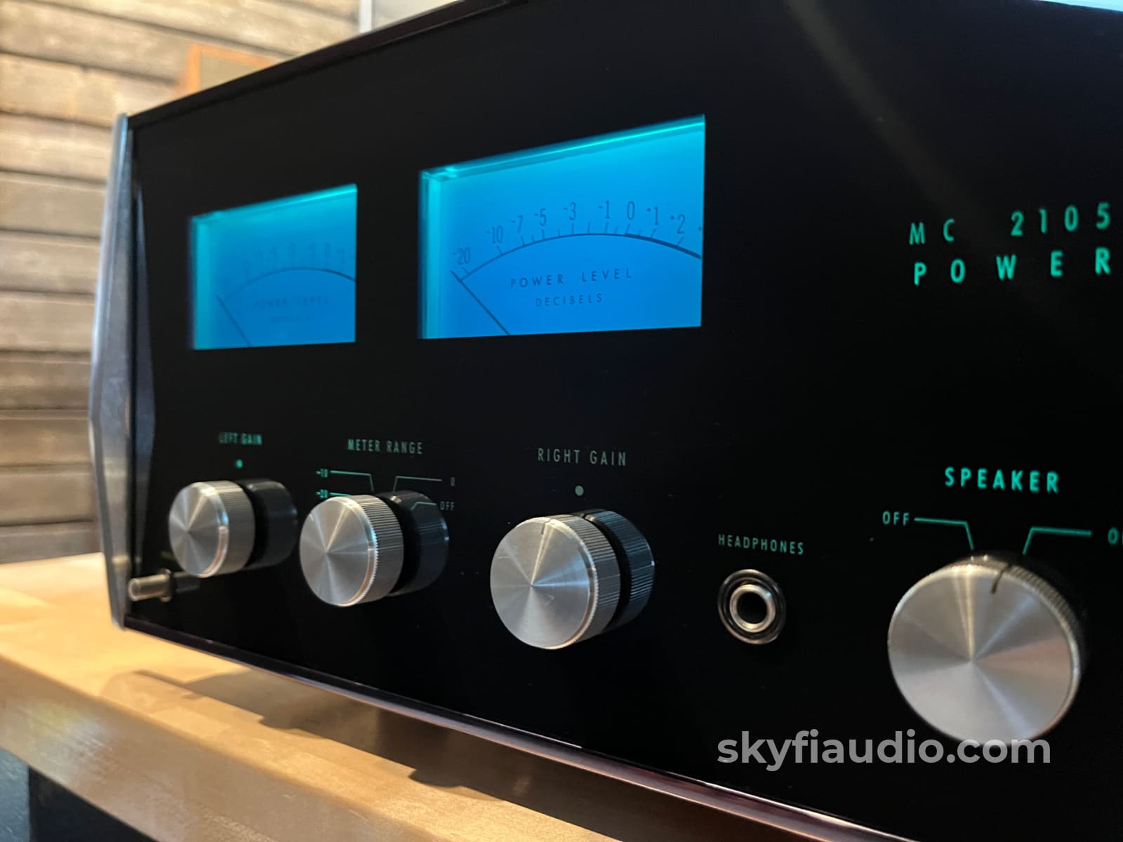 McIntosh MC2105 Vintage Solid State Amplifier- Restored in 2023 - Amplifier