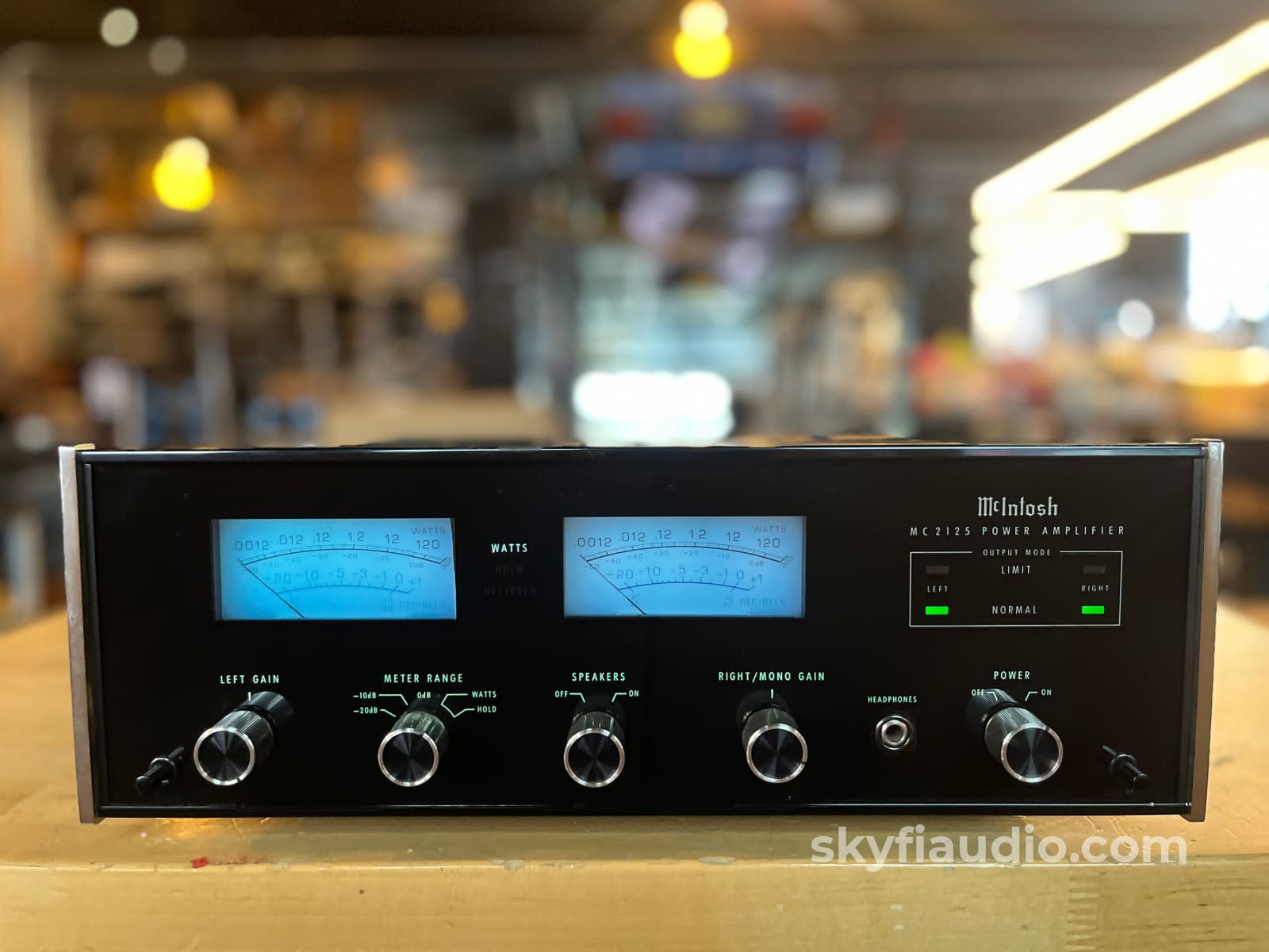 McIntosh MC2125 Vintage Solid State Amplifier - SkyFi Serviced
