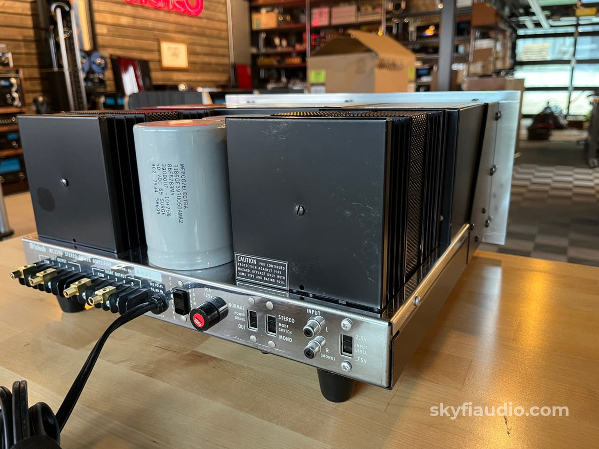 McIntosh MC2200 Vintage Solid State Amplifier - Overhauled/Serviced - Amplifier