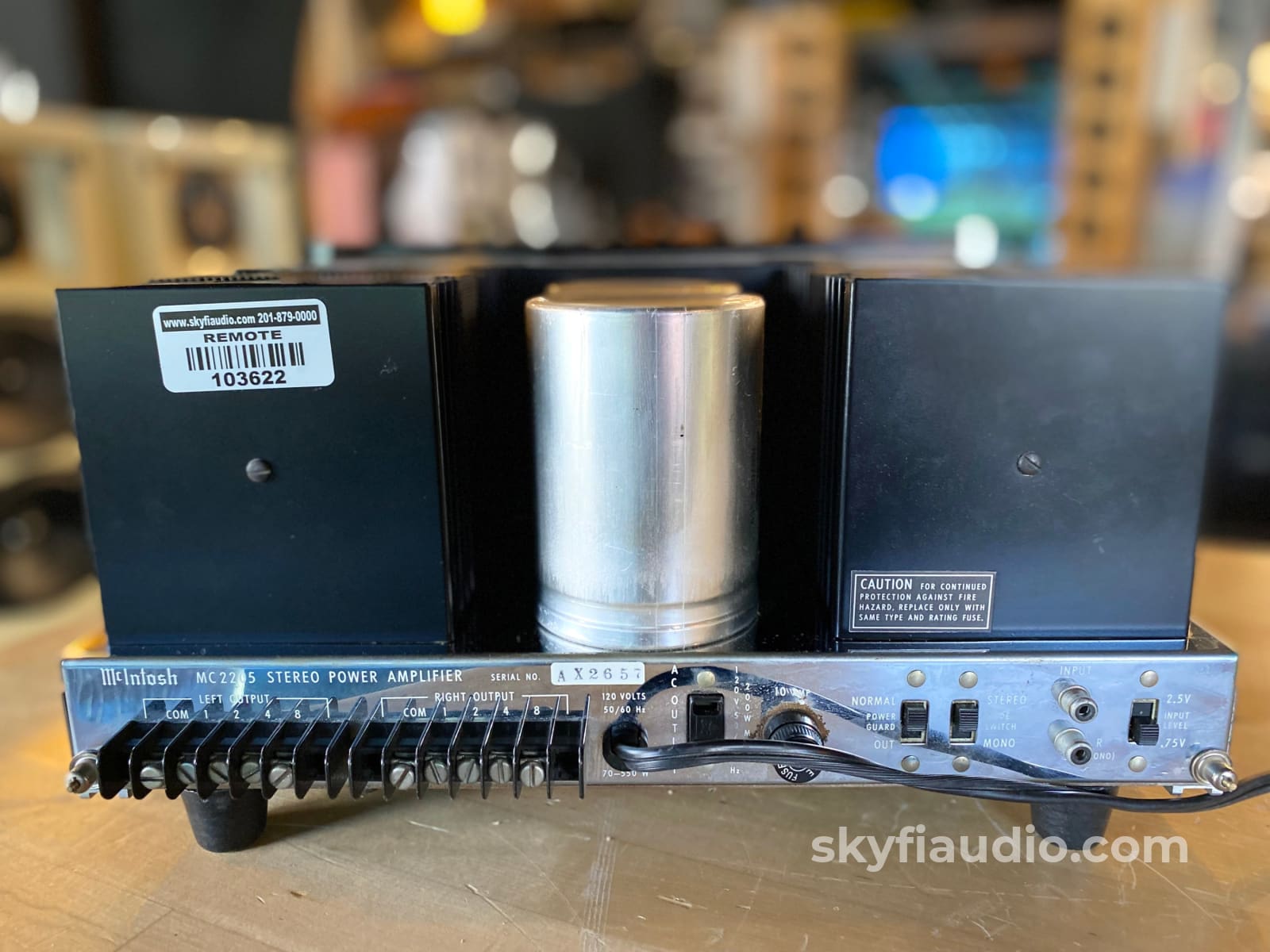 Mcintosh Mc2205 Solid State Amplifier - 200Wpc New Glass!