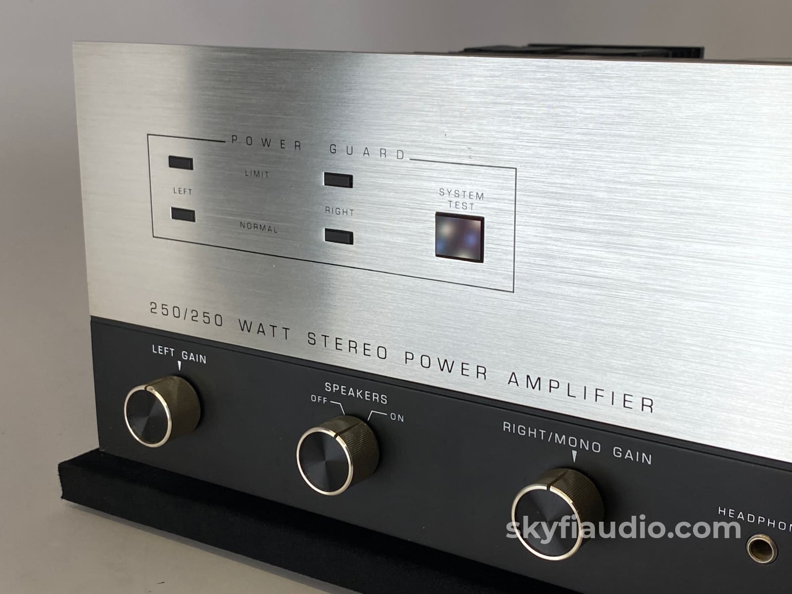 Mcintosh Mc2250 Amplifier - Under 500 In Existence Serviced And Super Clean