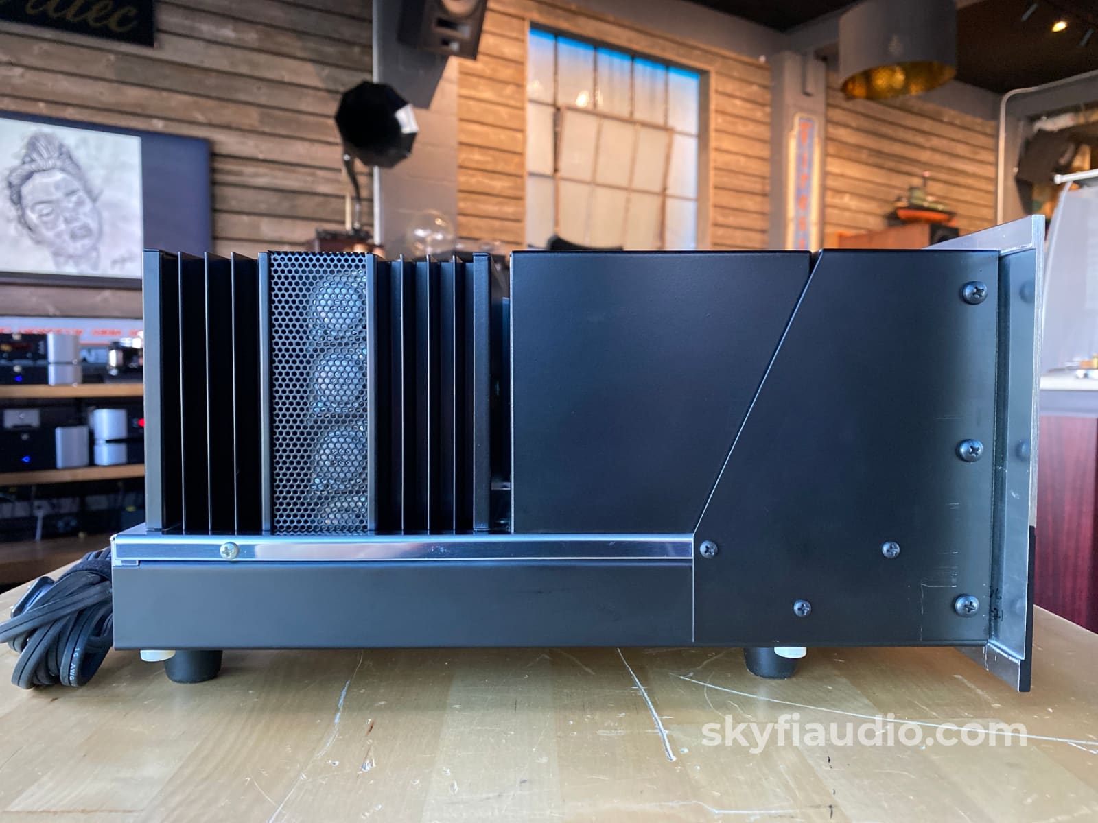 Mcintosh Mc2250 Darth Vader Amplifier - Under 500 In Existence