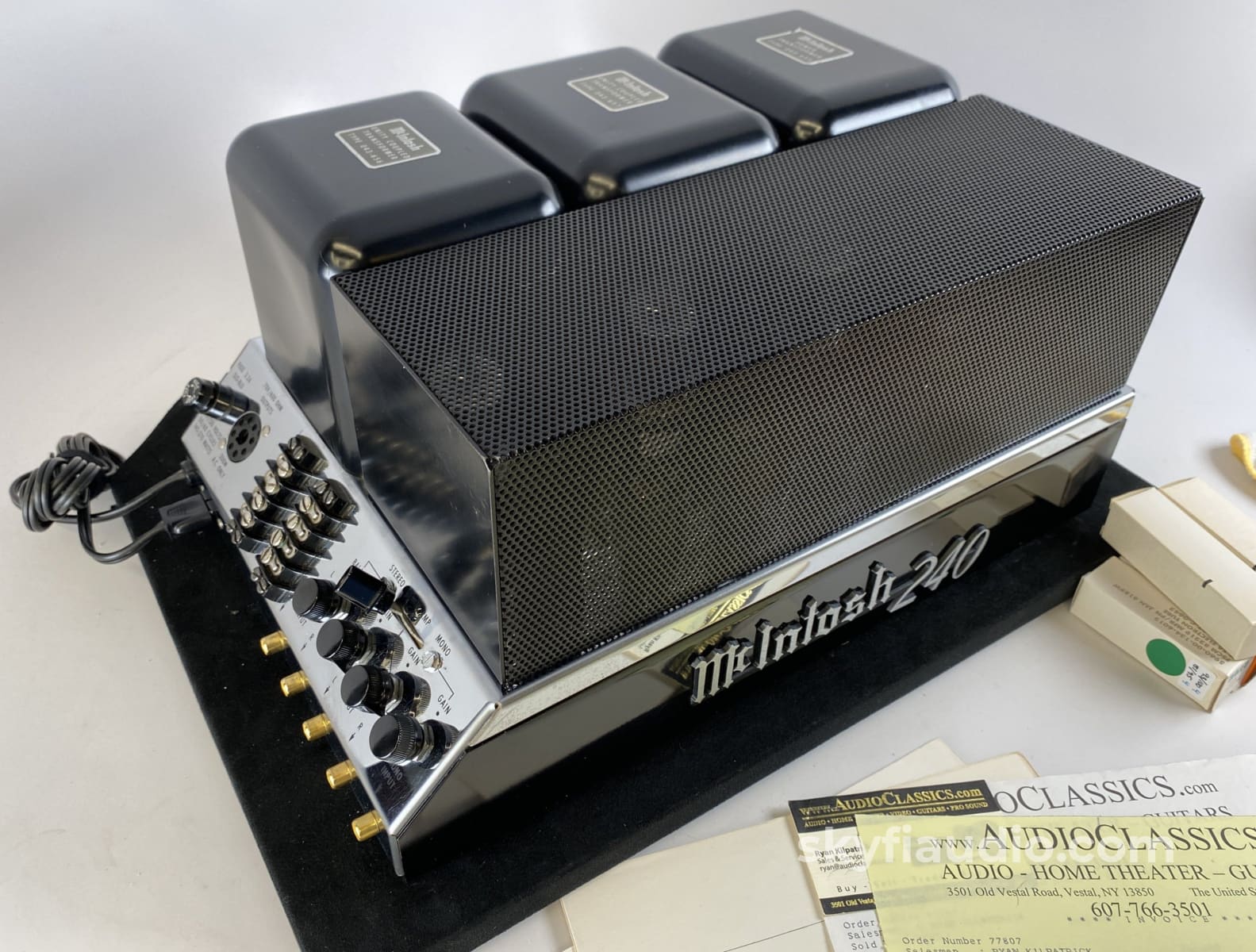 Mcintosh Mc240 Vintage Tube Amplifier - Serviced Collector Piece