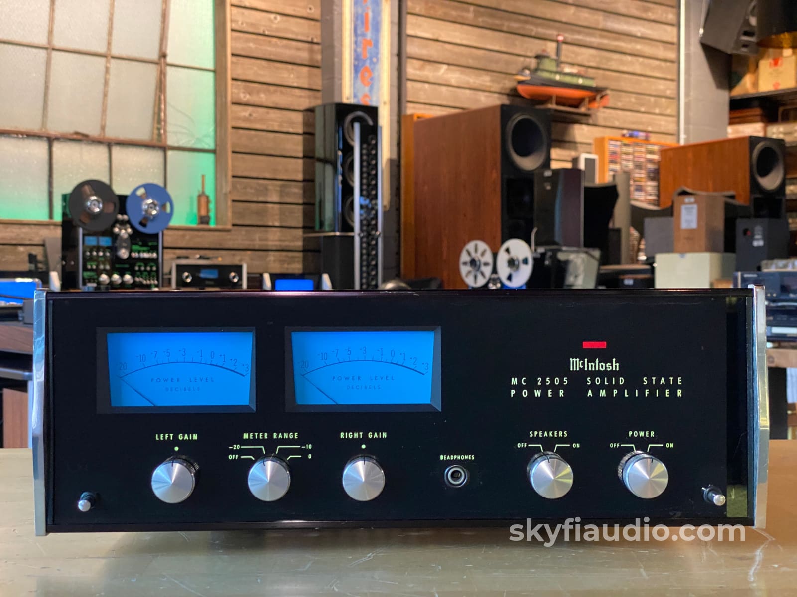 McIntosh MC2505 Solid Stage Vintage Amplifier - Serviced