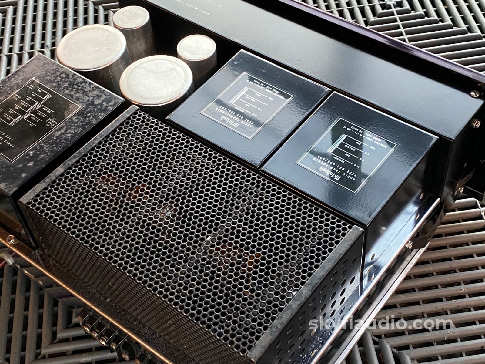 Mcintosh Mc2205 Solid Stage Vintage Amplifier - Serviced