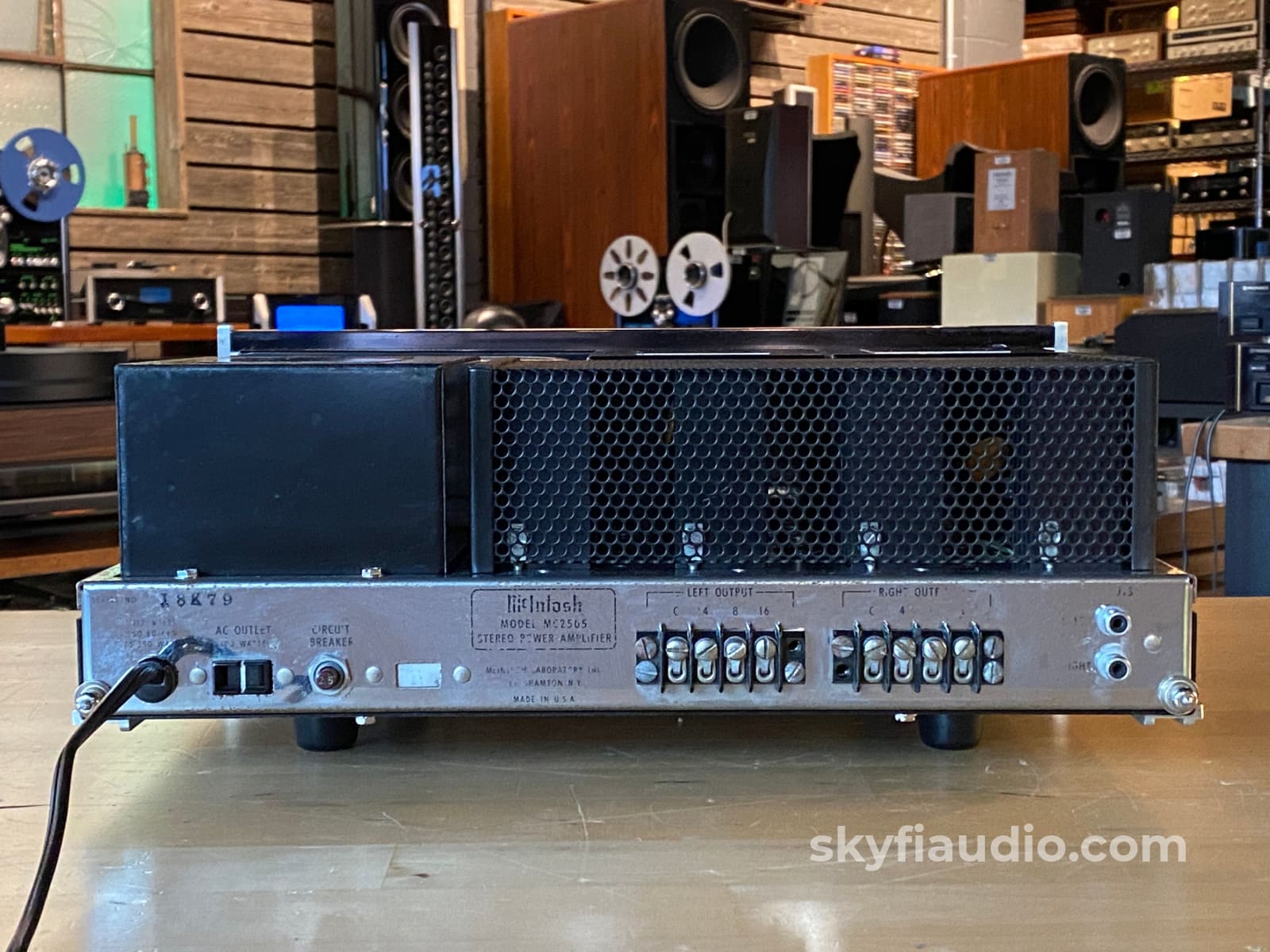 Mcintosh Mc2205 Solid Stage Vintage Amplifier - Serviced