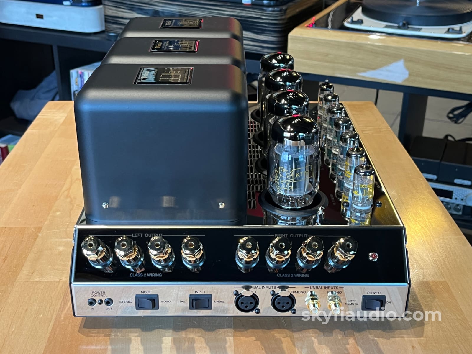 McIntosh MC275 Tube Amplifier - W/ Gold Lion KT88 Outputs and Vintage IEC & GE Driver Tubes - Pre-Loved Amplifier