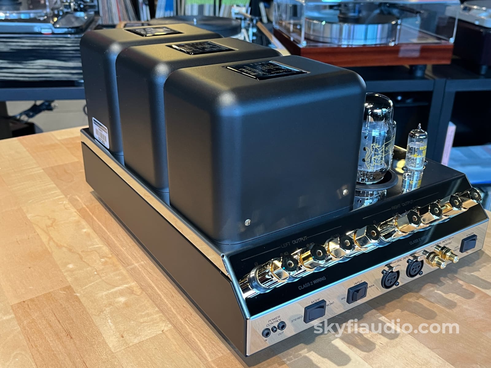 McIntosh MC275 Tube Amplifier - W/ Gold Lion KT88 Outputs and Vintage IEC & GE Driver Tubes - Pre-Loved Amplifier